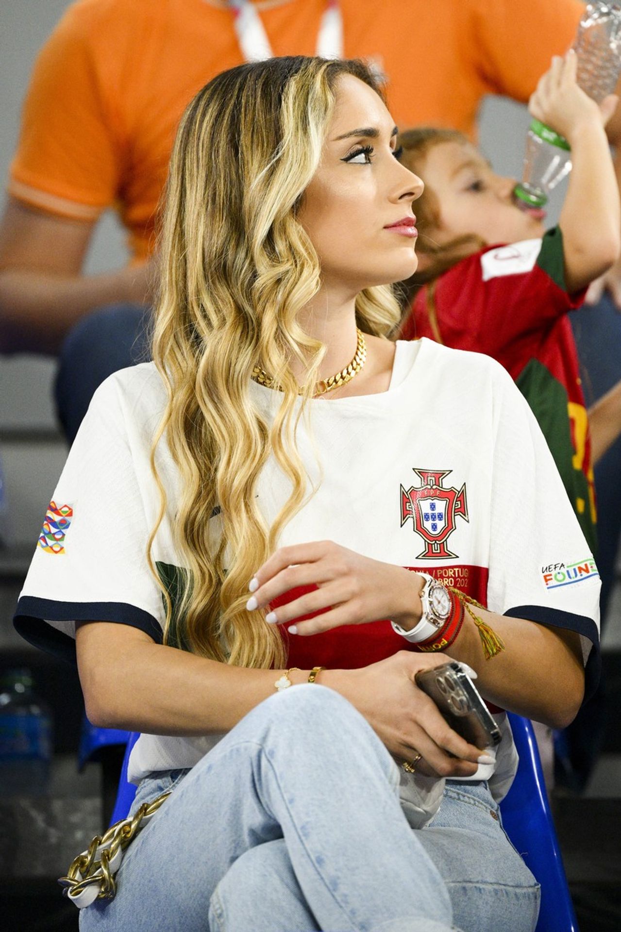 Claudia Pintová - přítelkyně portugalského fotbalisty Dioga Dalota - Krásné fanynky na MS v Kataru (11/12)