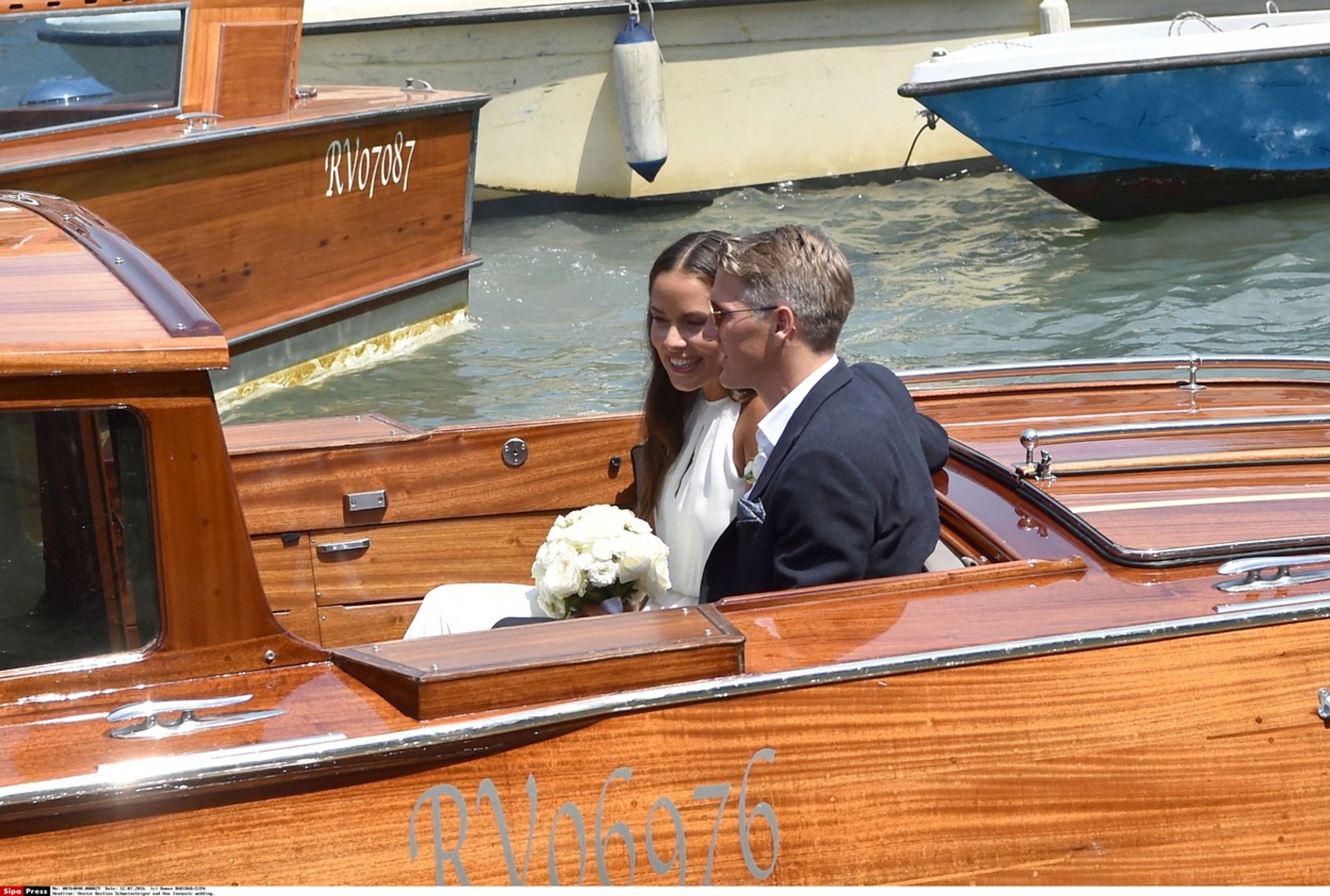 Bastien Schweinsteiger a Ana Ivanovičová - GALERIE: Bastian Schweinsteiger si vzal Anu Ivanovičovou (1/4)