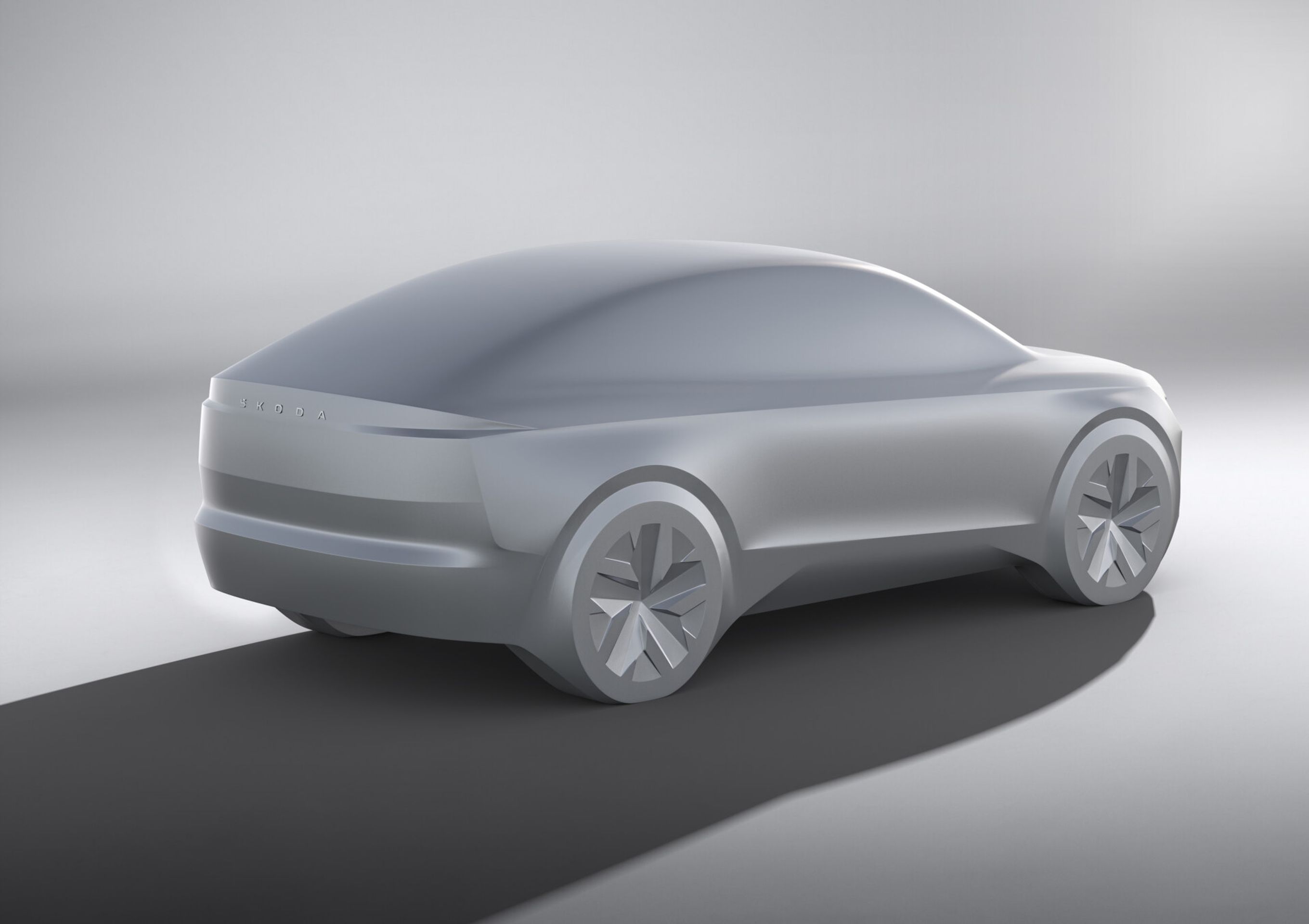 Enyaq i Enyaq Coupé vyjedou v roce 2025 po výrazné modernizaci - Do roku 2026 chce Škodovka prodávat  šest plně elektrických modelů (23/25)