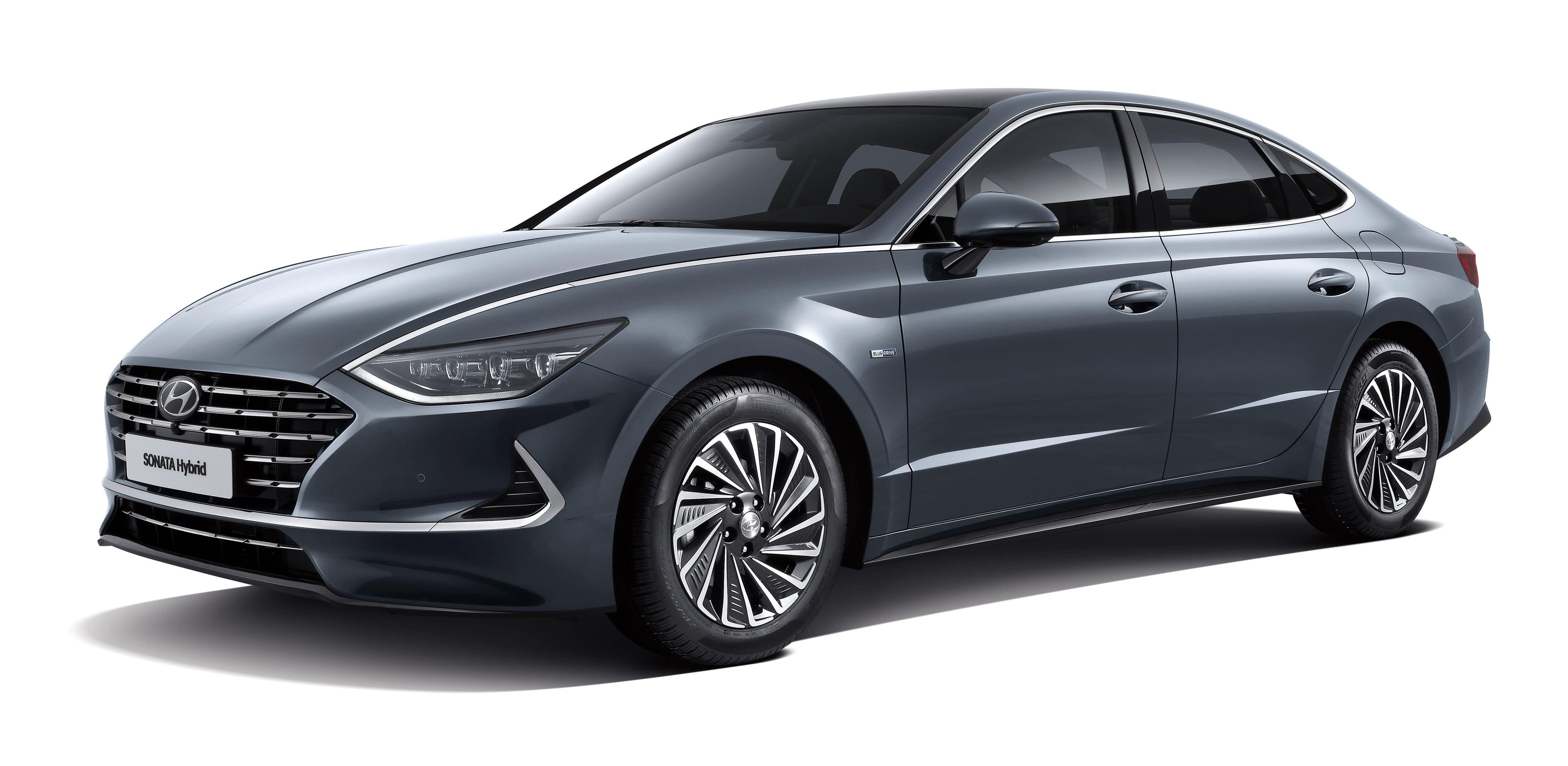 Hyundai Sonata Hybrid - 5 - Fotogalerie: Hyundai Sonata Hybrid má solární panely na střeše (1/4)