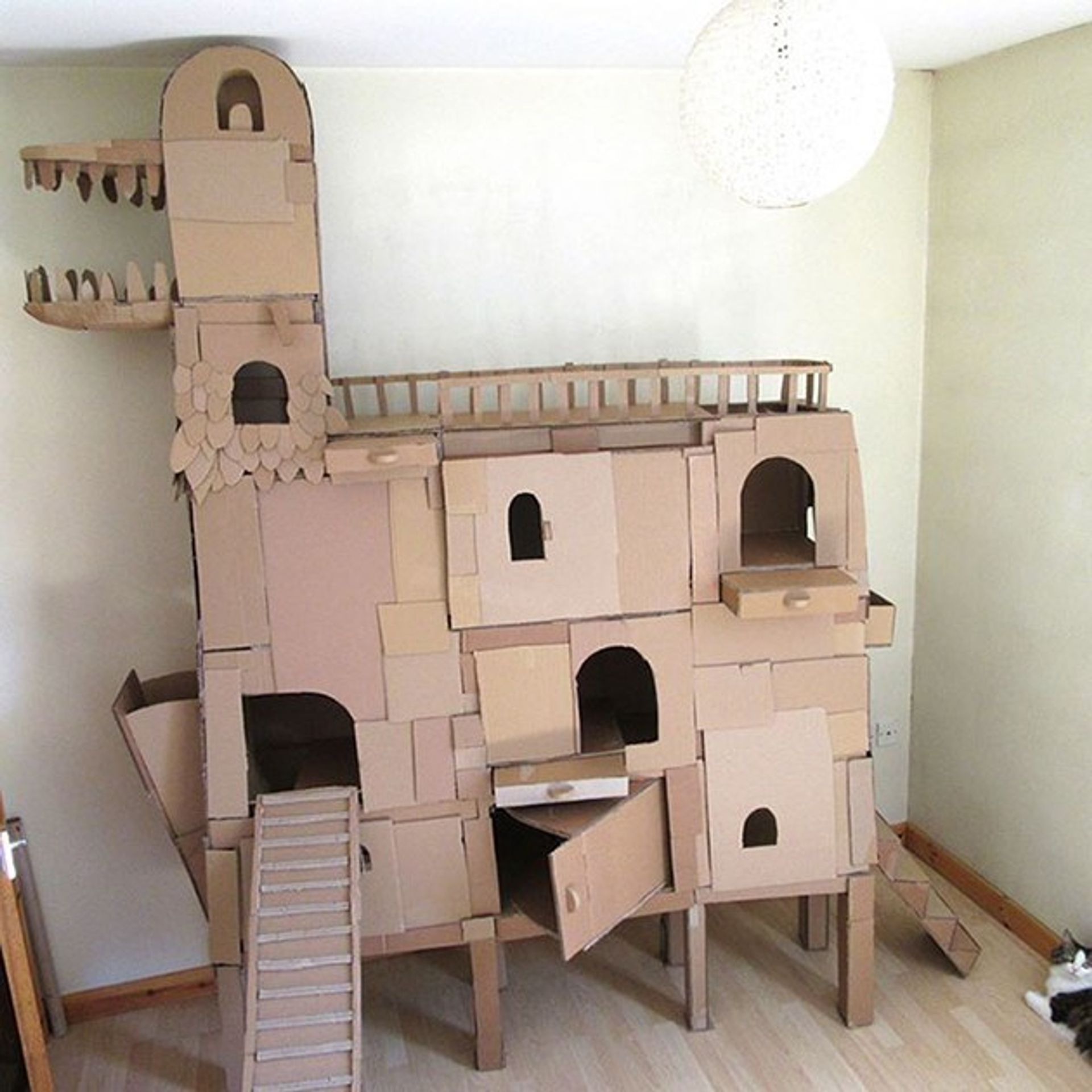 Dračí domeček pro kočku - 2 - GALERIE: Dračí domeček pro kočku (2/6)