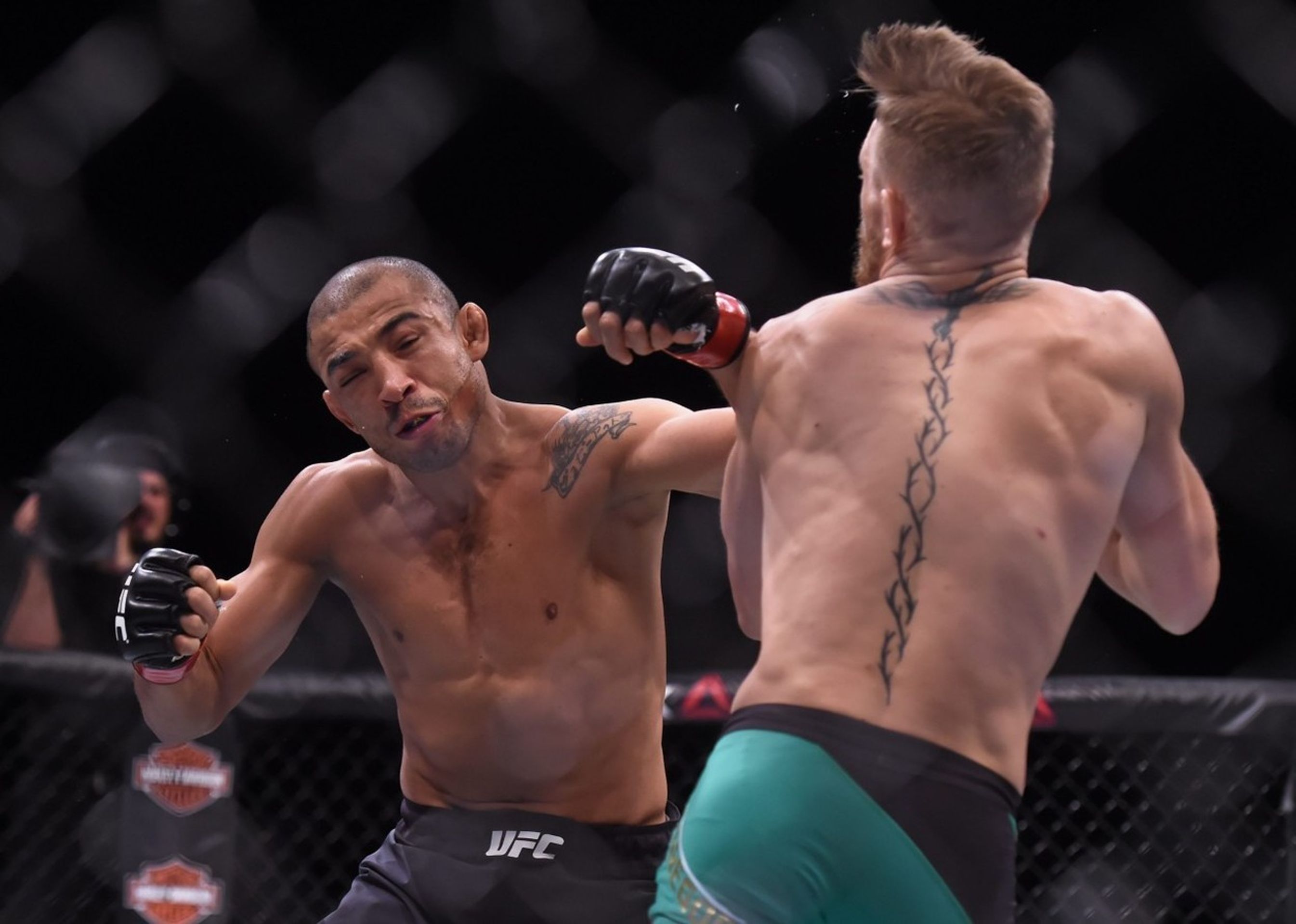 Conor McGregor vs. José Aldo - 5 - GALERIE: Conor McGregor vs. José Aldo (4/10)
