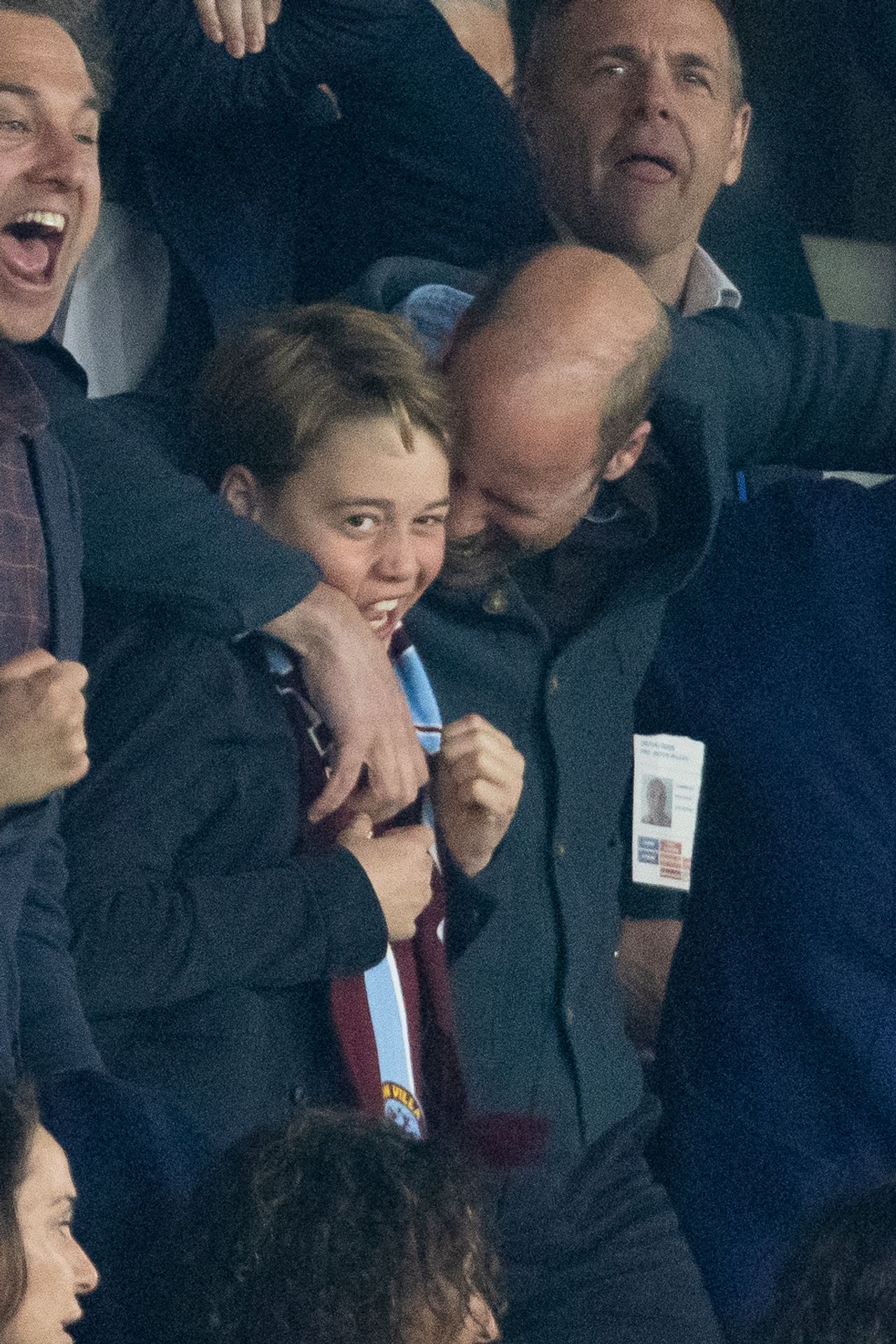 Princ William a princ George na fotbale v Paříži, 9. 4. 2025 UEFA Champions League (2) - Princ William a princ George na fotbale (4/4)