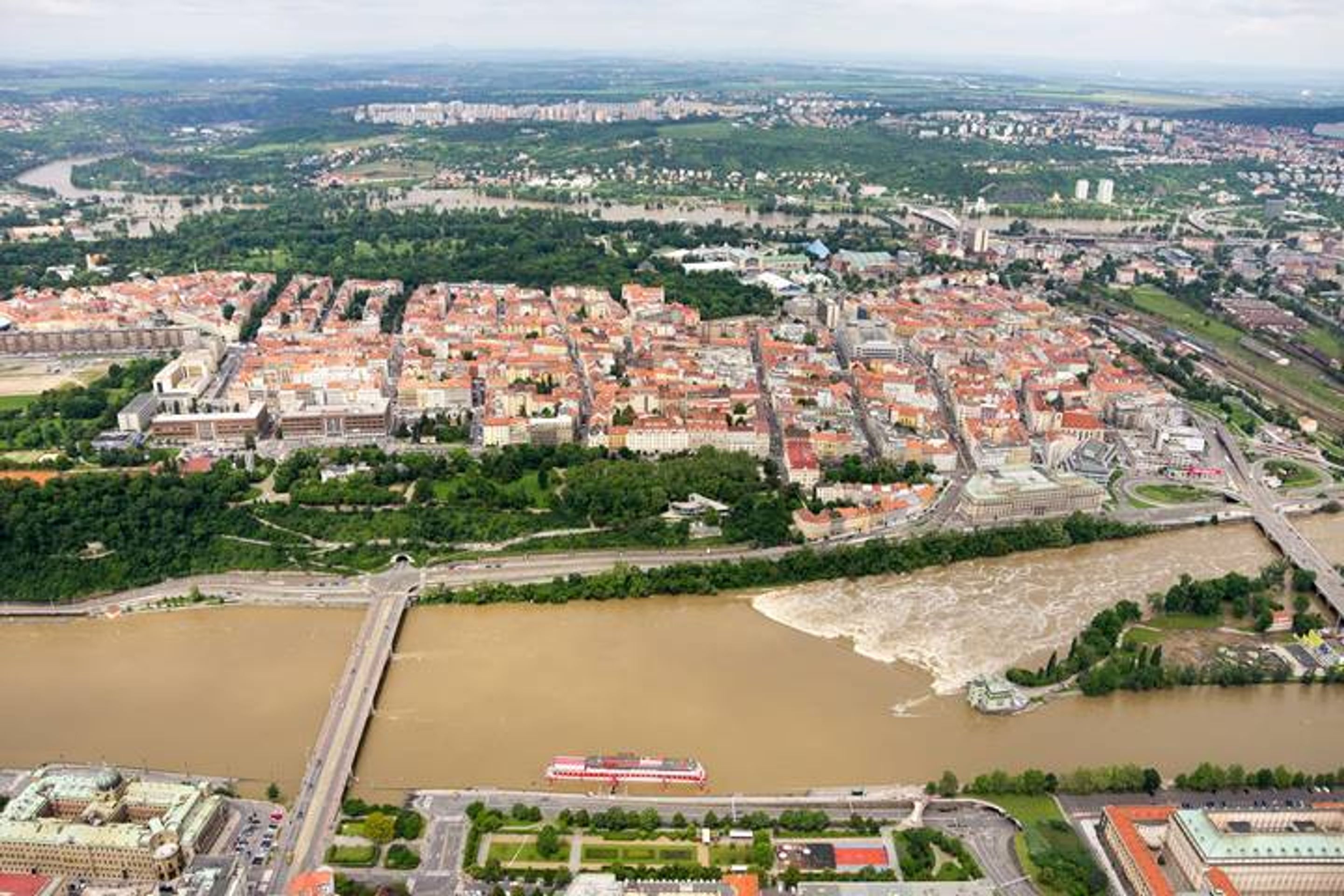 Praha povodně - 5 - GALERIE: Praha povodně (28/32)