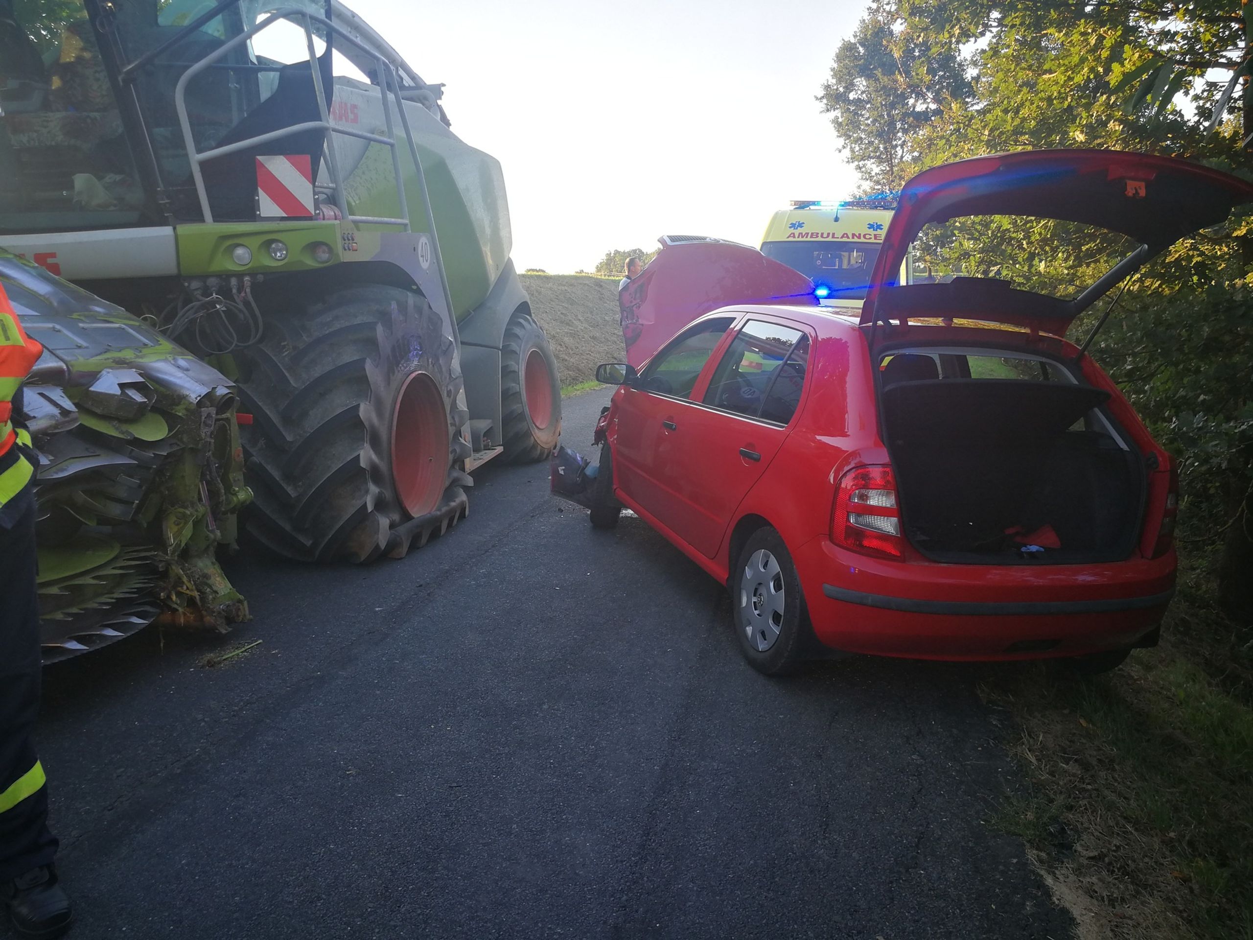 Tvrdé střety se zemědělskými stroji - Tvrdé střety se zemědělskými stroji (4/7)