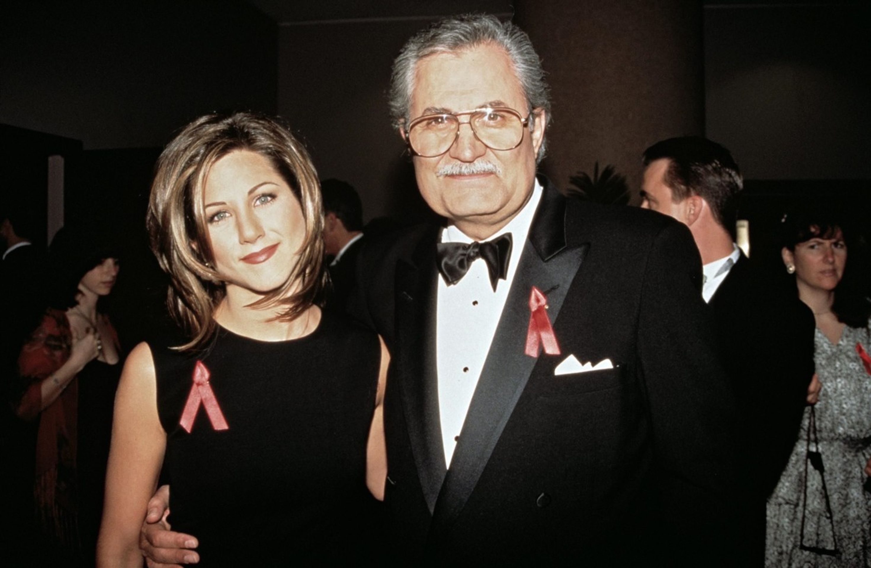 Jennifer Aniston a John Aniston - Jeniffer Aniston se svým otcem Johnem Anistonem (2/4)