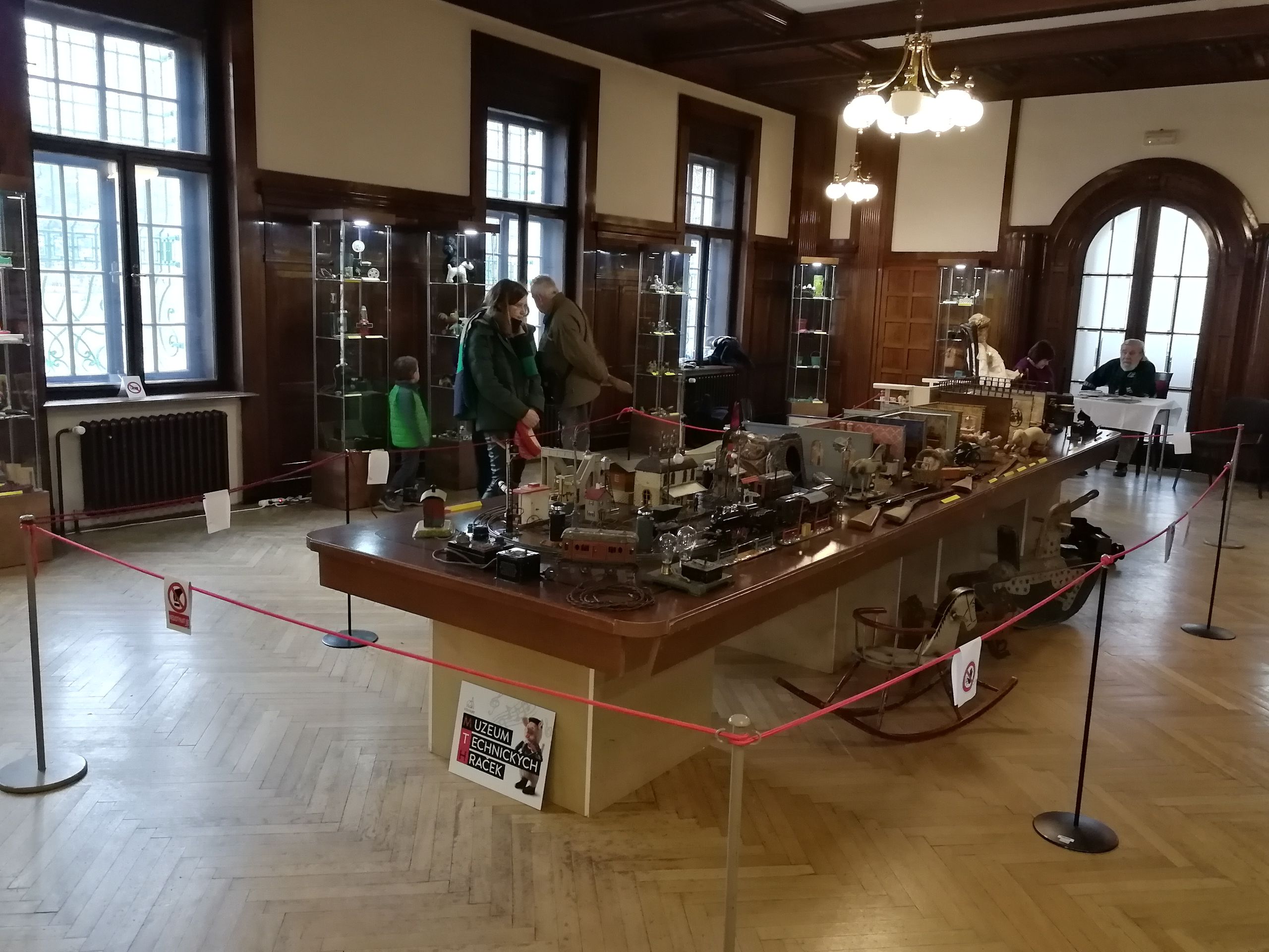 Výstava hračky v časech 1. republiky - 25 - GALERIE: Výstava hračky v časech 1. republiky (1/27)