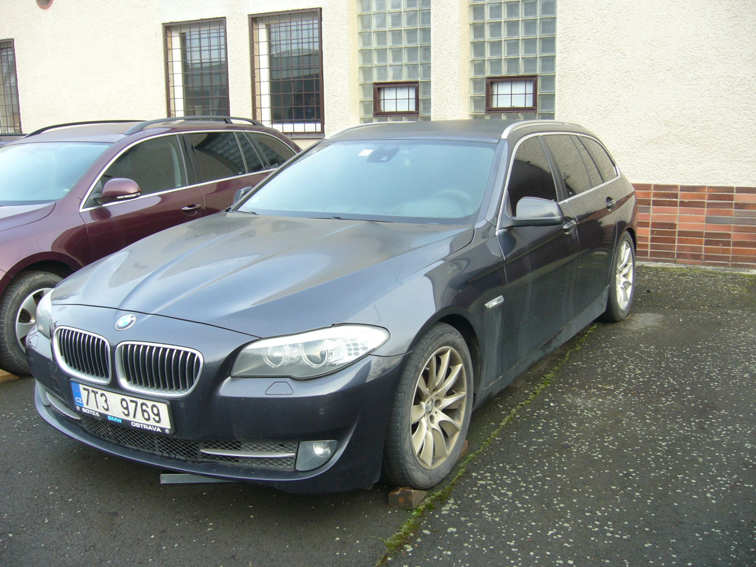 Nabídka automobilů - BMW 535 D - GALERIE: Nabídka automobilů (1/10)