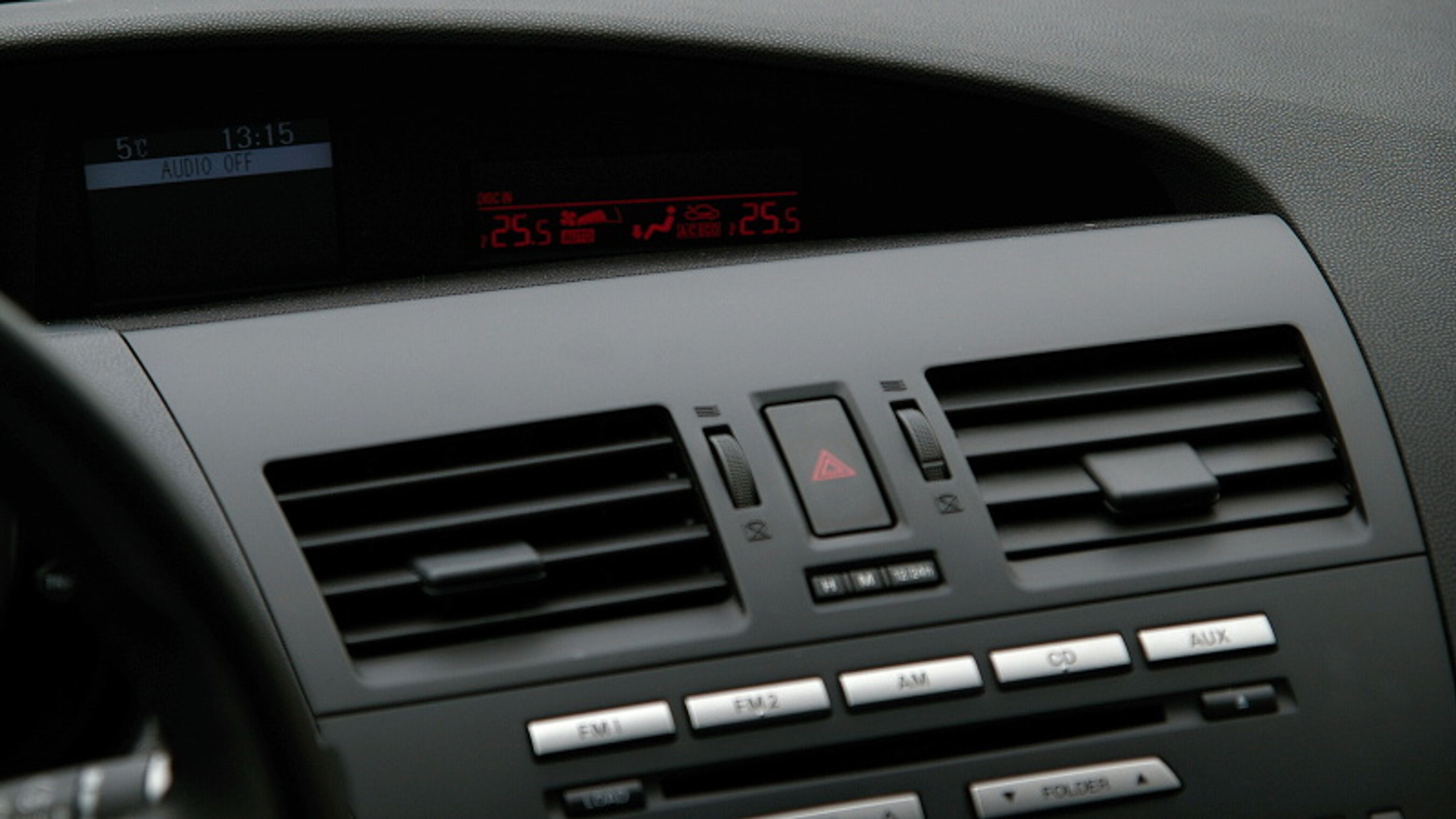 Mazda 3 sedan-7 - GALERIE Mazda 3 (7/8)