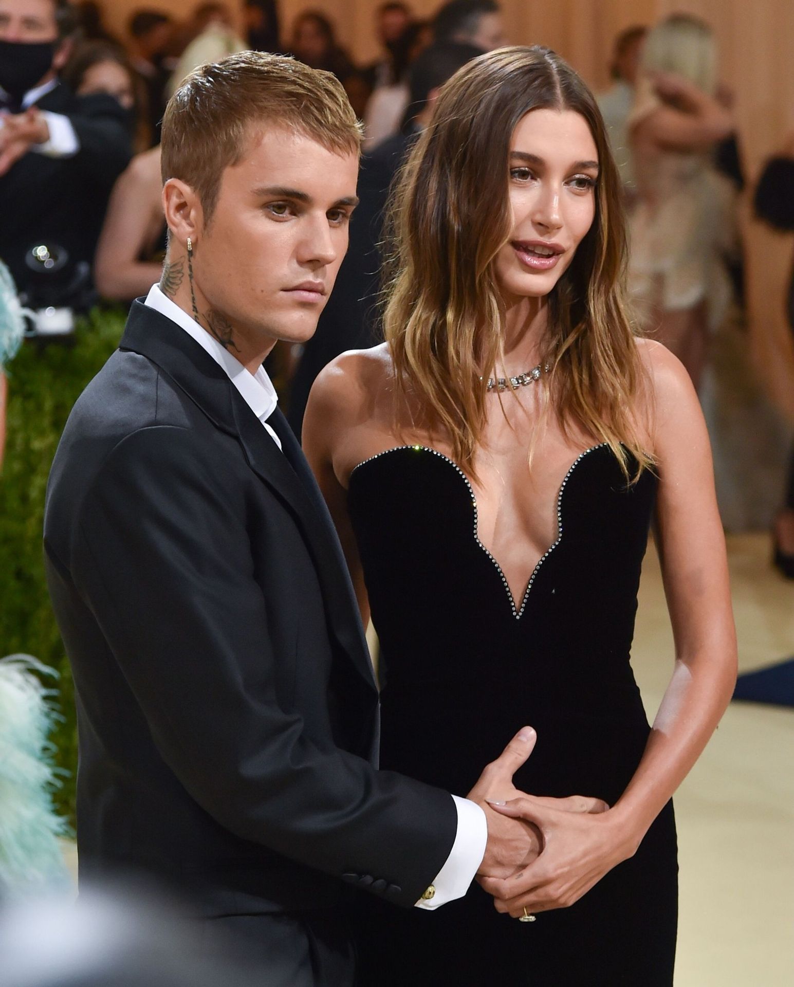 Justin a Hailey Bieber - Justin a Hailey Bieber (10/11)