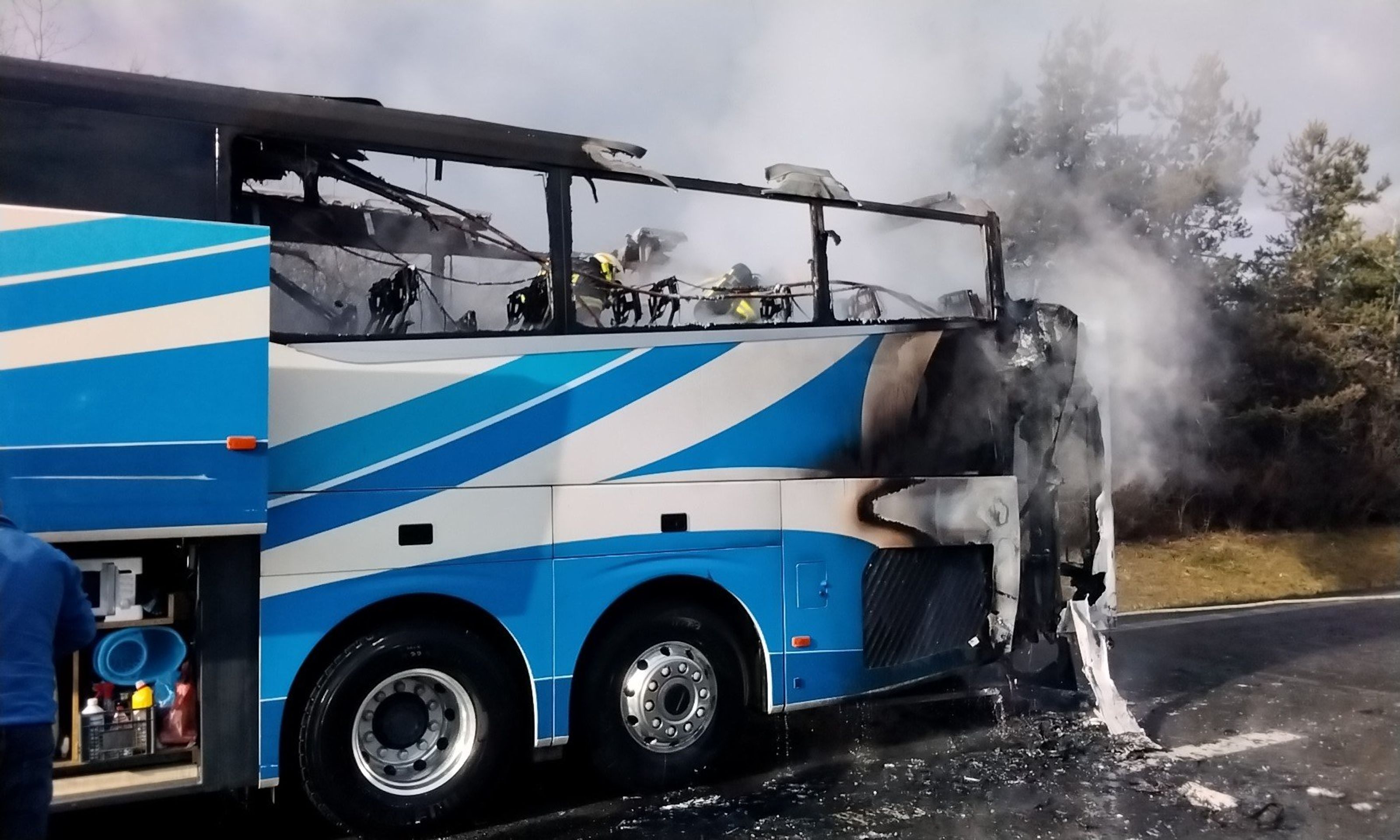 Nehoda autobusu s hokejisty na D35 - Nehoda autobusu na D35 (3/3)
