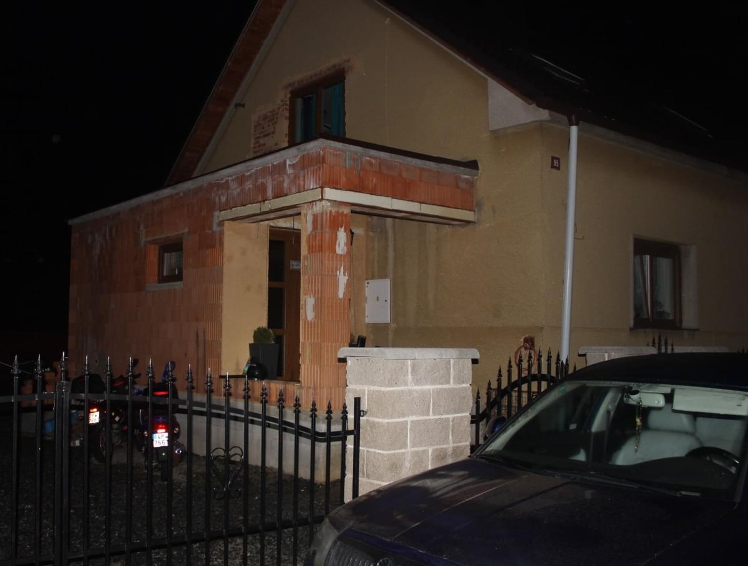 Střelba v Mrákově na Domažlicku - GALERIE: Střelba v Mrákově na Domažlicku (3/4)