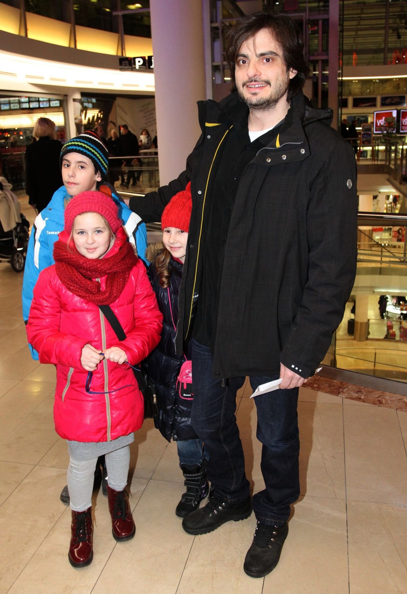 Ernesto Čekan s dětmi, 30. 1. 2014 premiéra filmu LEGO - Ernesto Čekan (4/4)