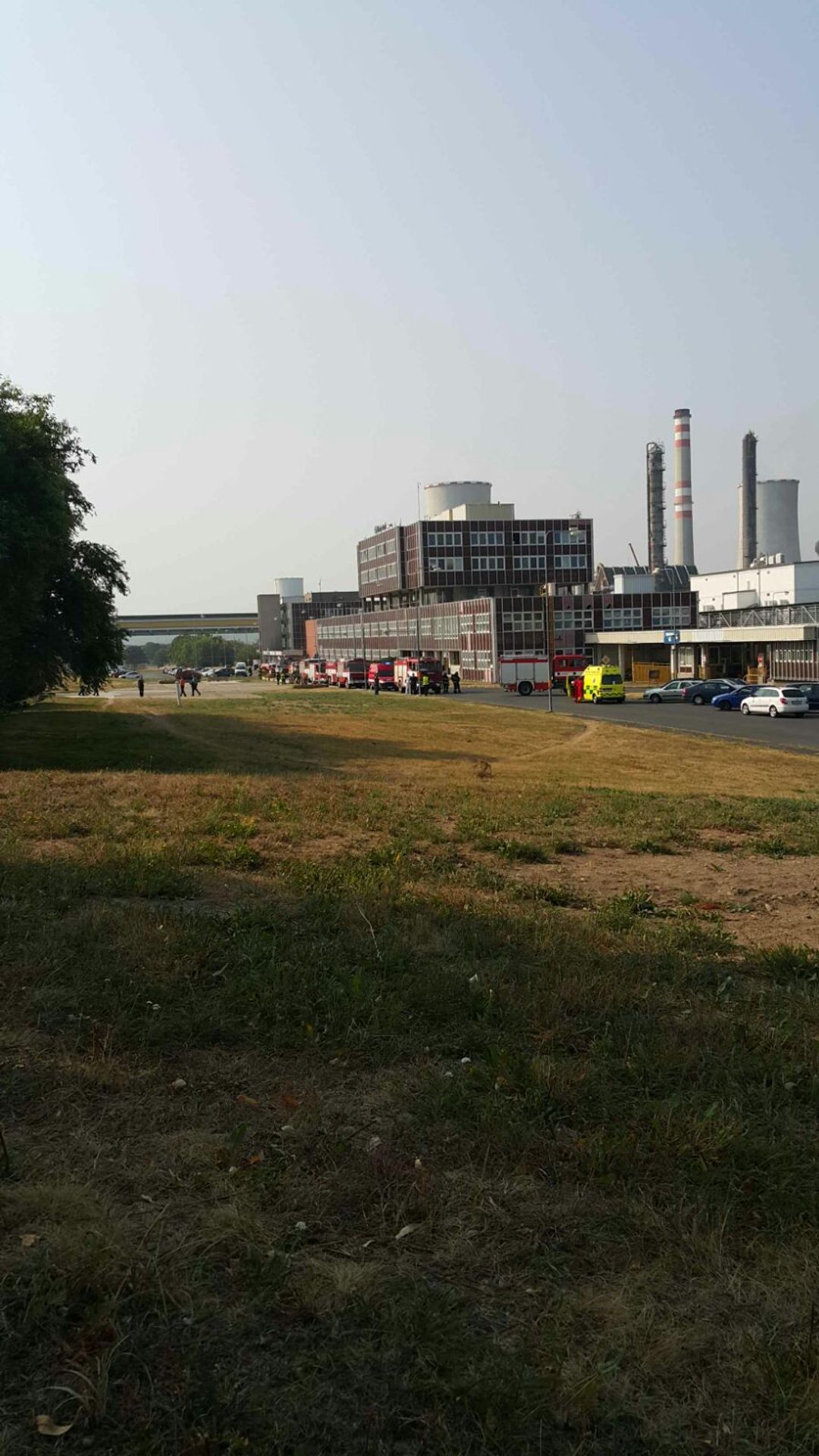 Požár chemičky v Litvínově - 4 - GALERIE: Požár litvínovské chemičky (9/23)