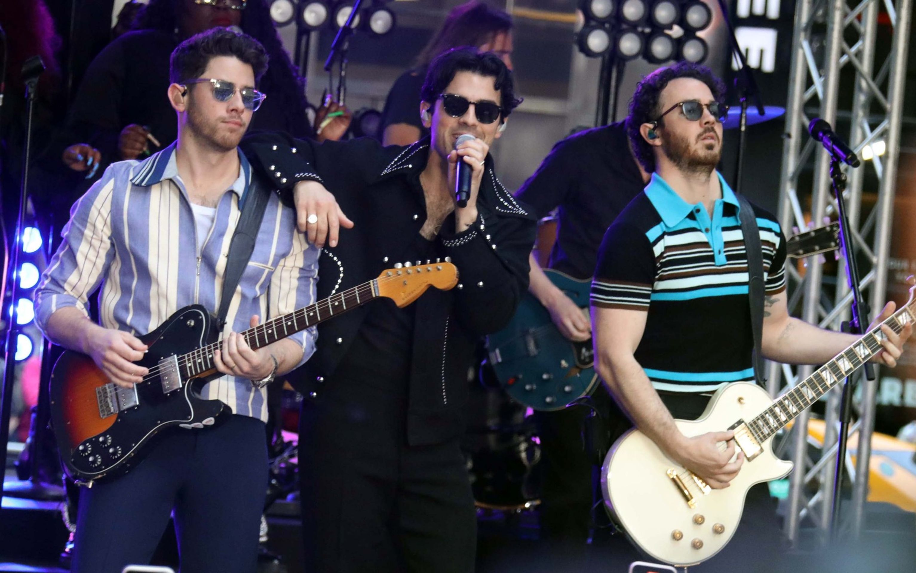 Bratři Nick, Joe a Kevin Jonas, 12. 5. 2023 koncert Jonas Brothers - Kevin Jonas (2/6)