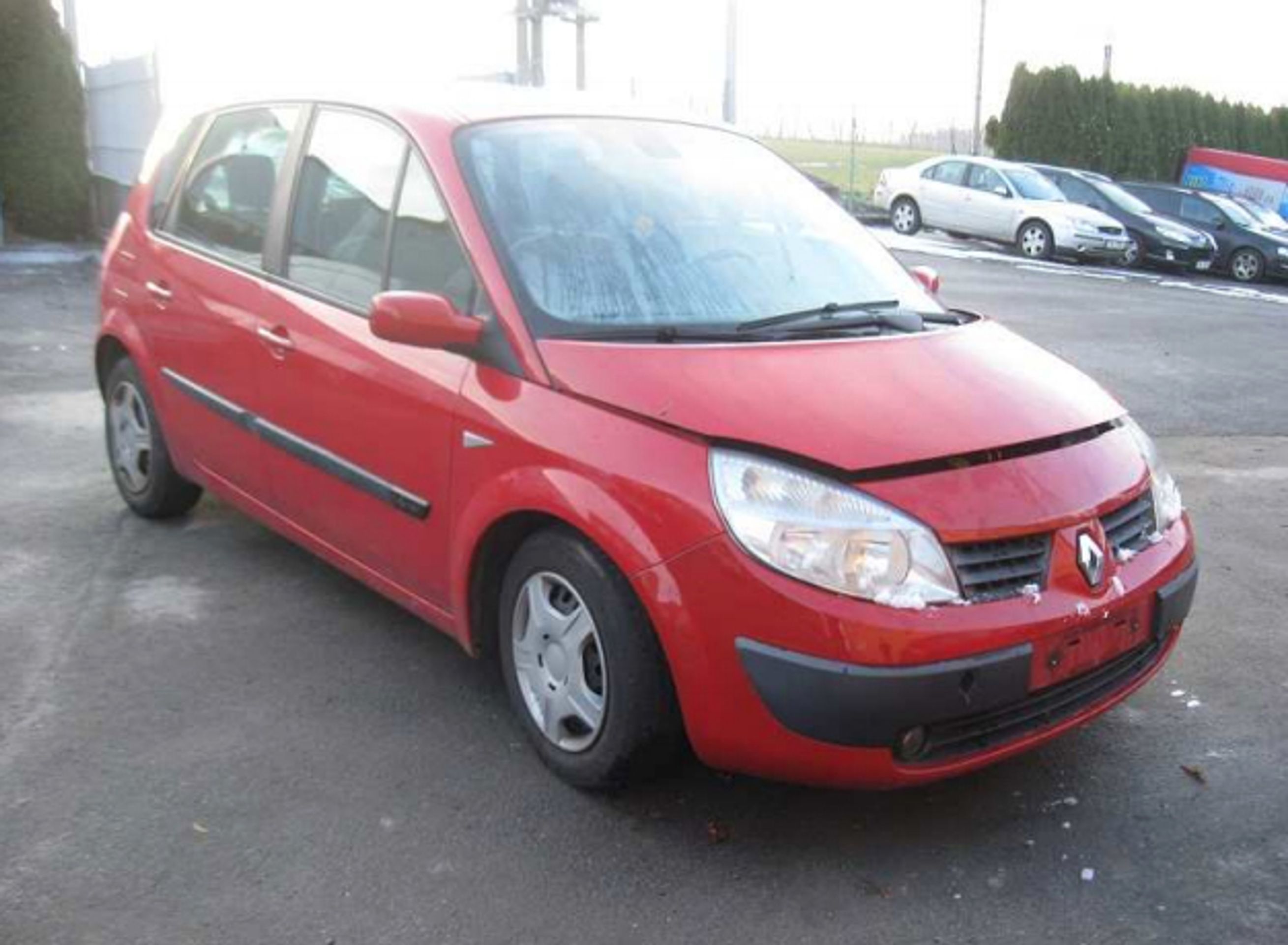 Dražba - Renault Megane Scenic (benzin), Vyvolávací cena: 17.000,- - GALERIE: Dražba motorových vozidel (30/51)