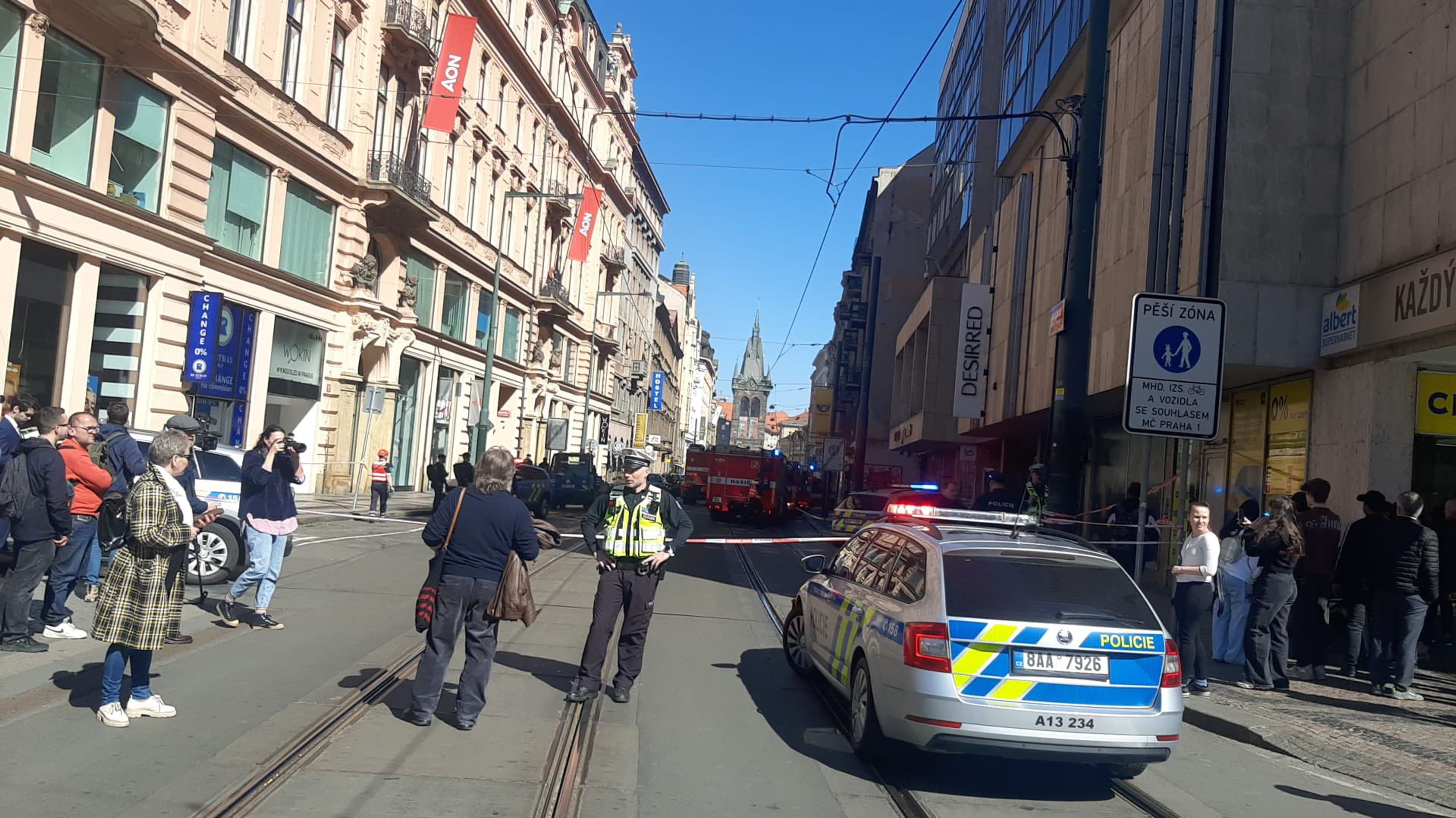 Požár na Václavském náměstí - Požár na Václavském náměstí (4/6)
