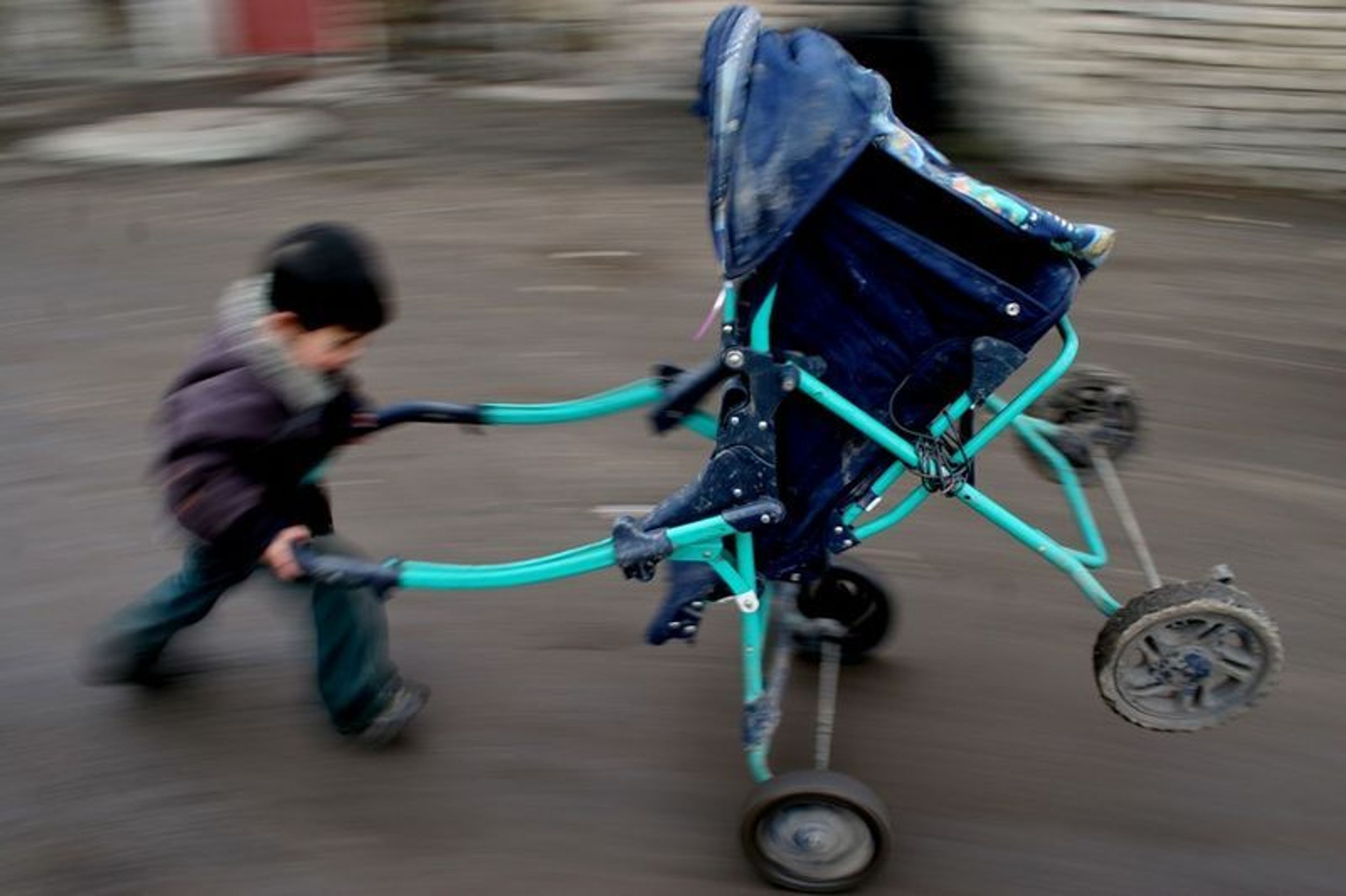 Na vlastní kůži s neplatiči - Na vlastní kůži s neplatiči (1/12)