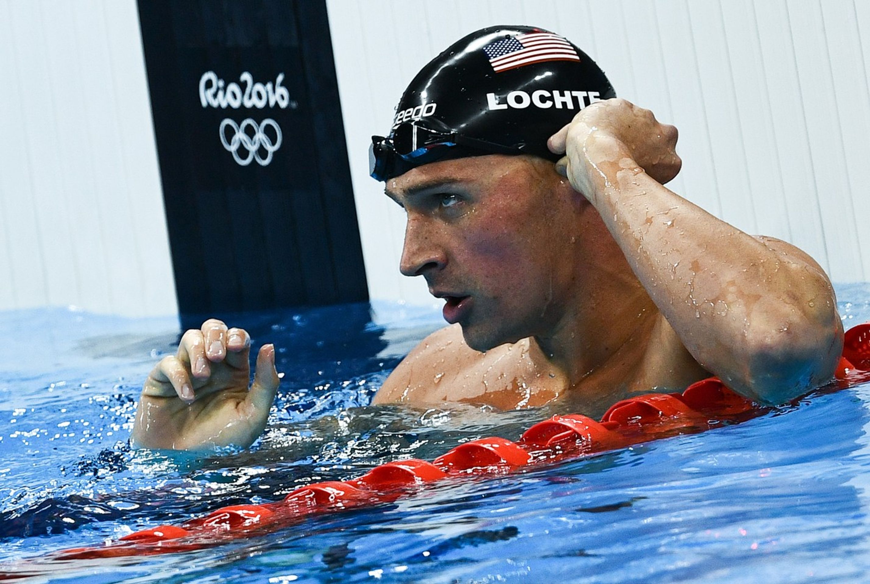 Ryan Lochte - GALERIE: Manželka Ryana Lochteho se loučila se svobodou (7/9)