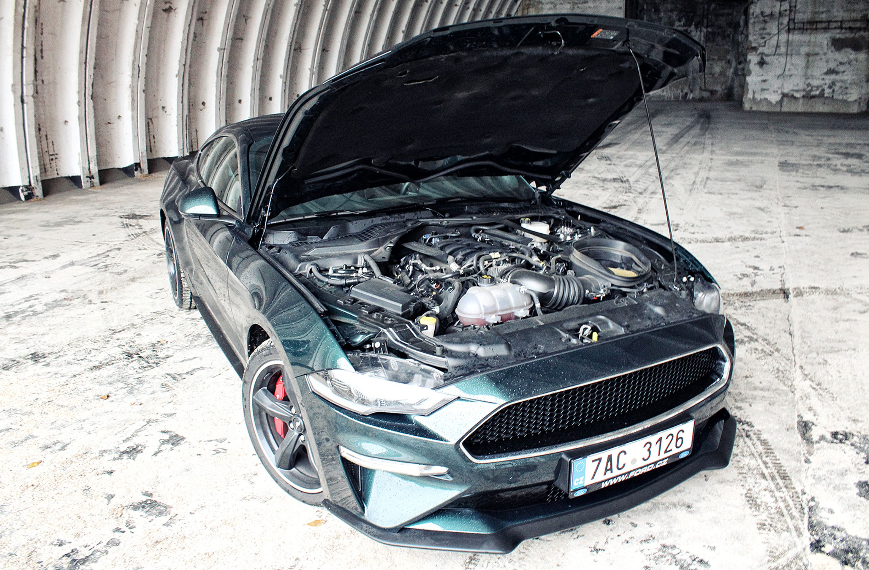 Ford Mustang Bullitt - 41 - Fotogalerie: Legenda v novém kabátě - Ford Mustang Bullitt (8/31)