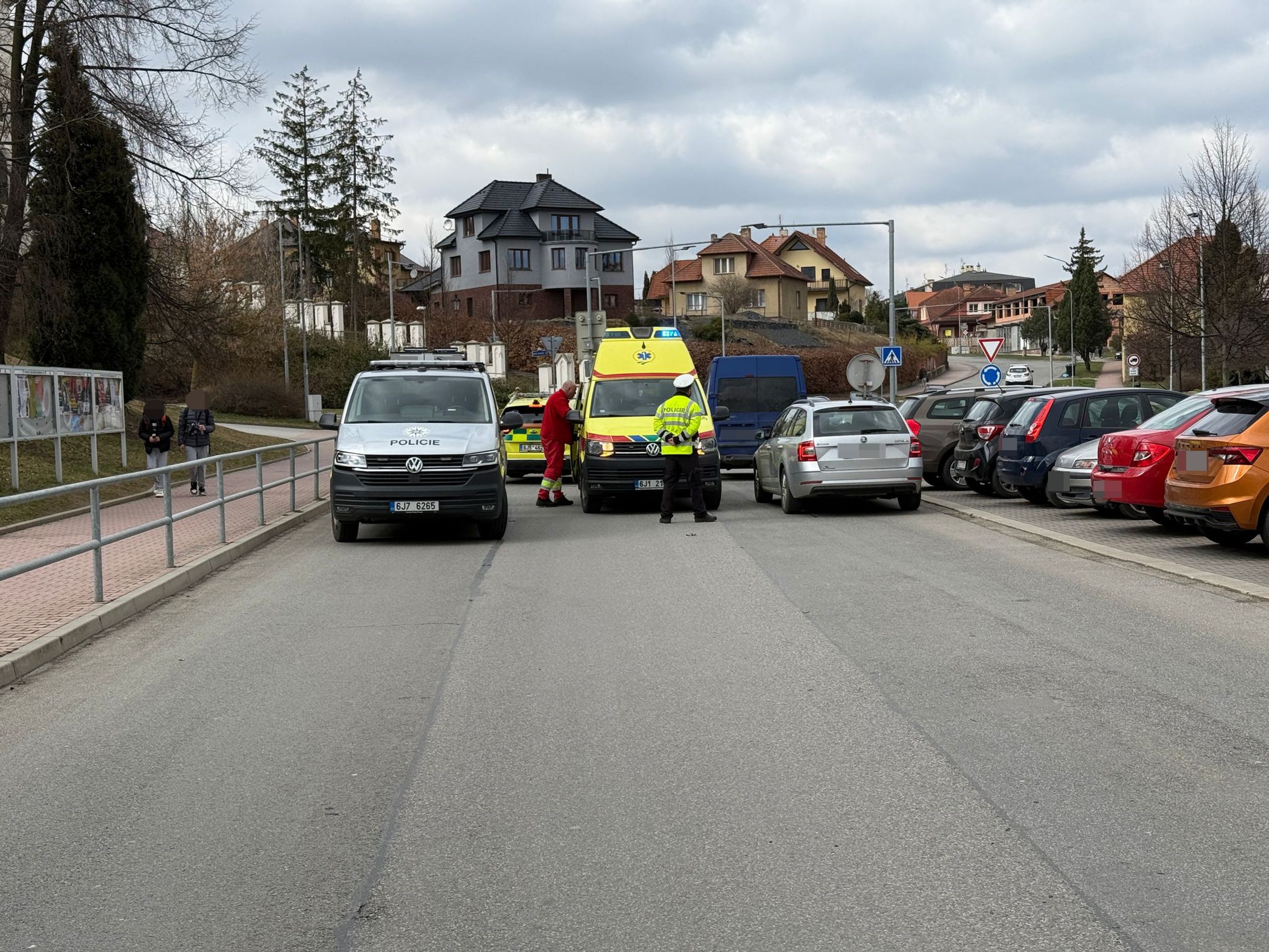 Studentka nahlásila muže se zbraní (4) - Studentka nahlásila muže se zbraní (11/12)