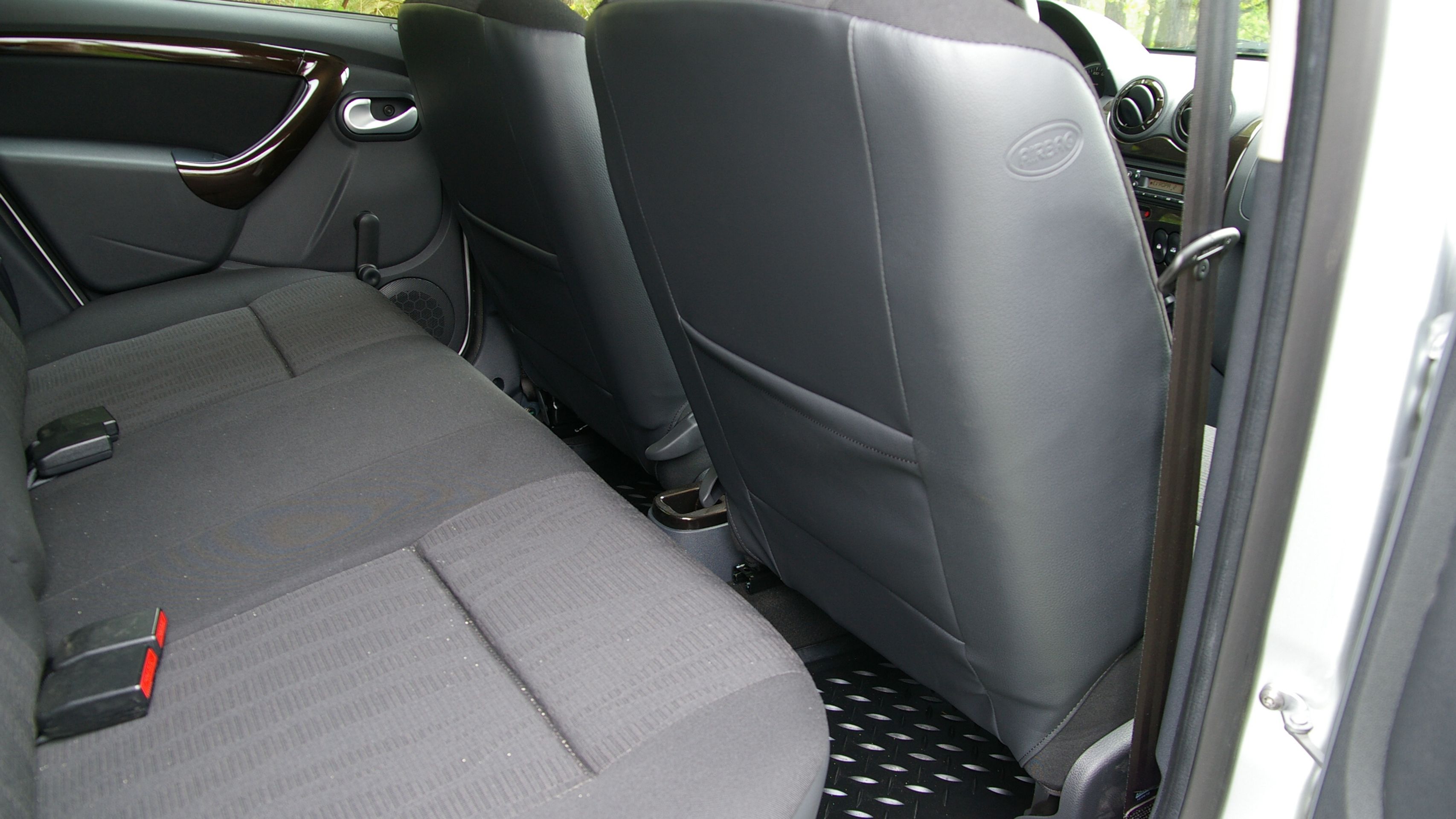 Dacia Duster - 6 - GALERIE Dacia Duster (6/8)