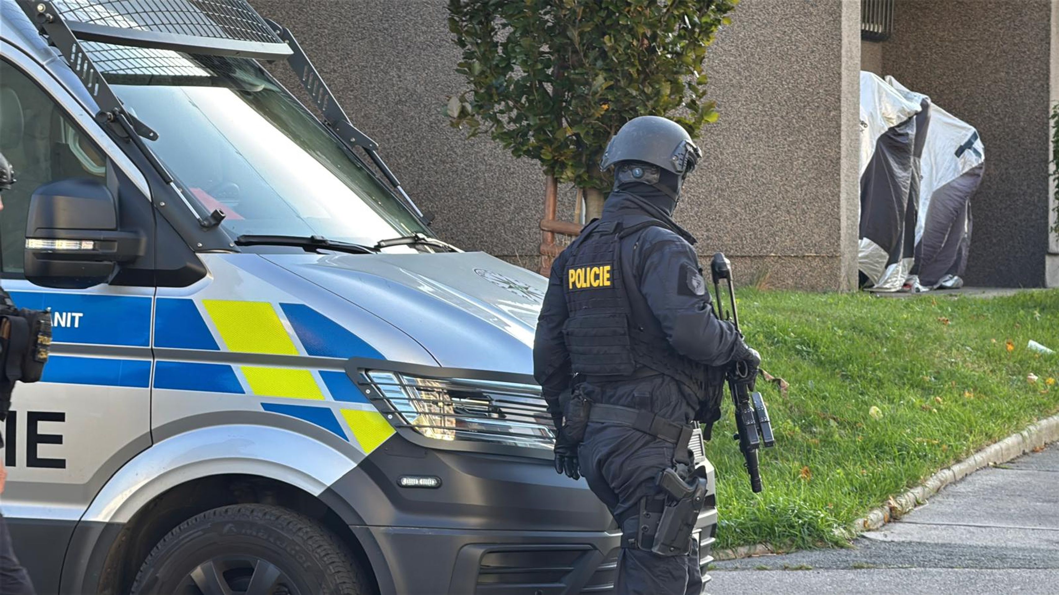 Policejní pátrání v Horních Počernicích (8) - Policejní pátrání v Horních Počernicích (5/10)