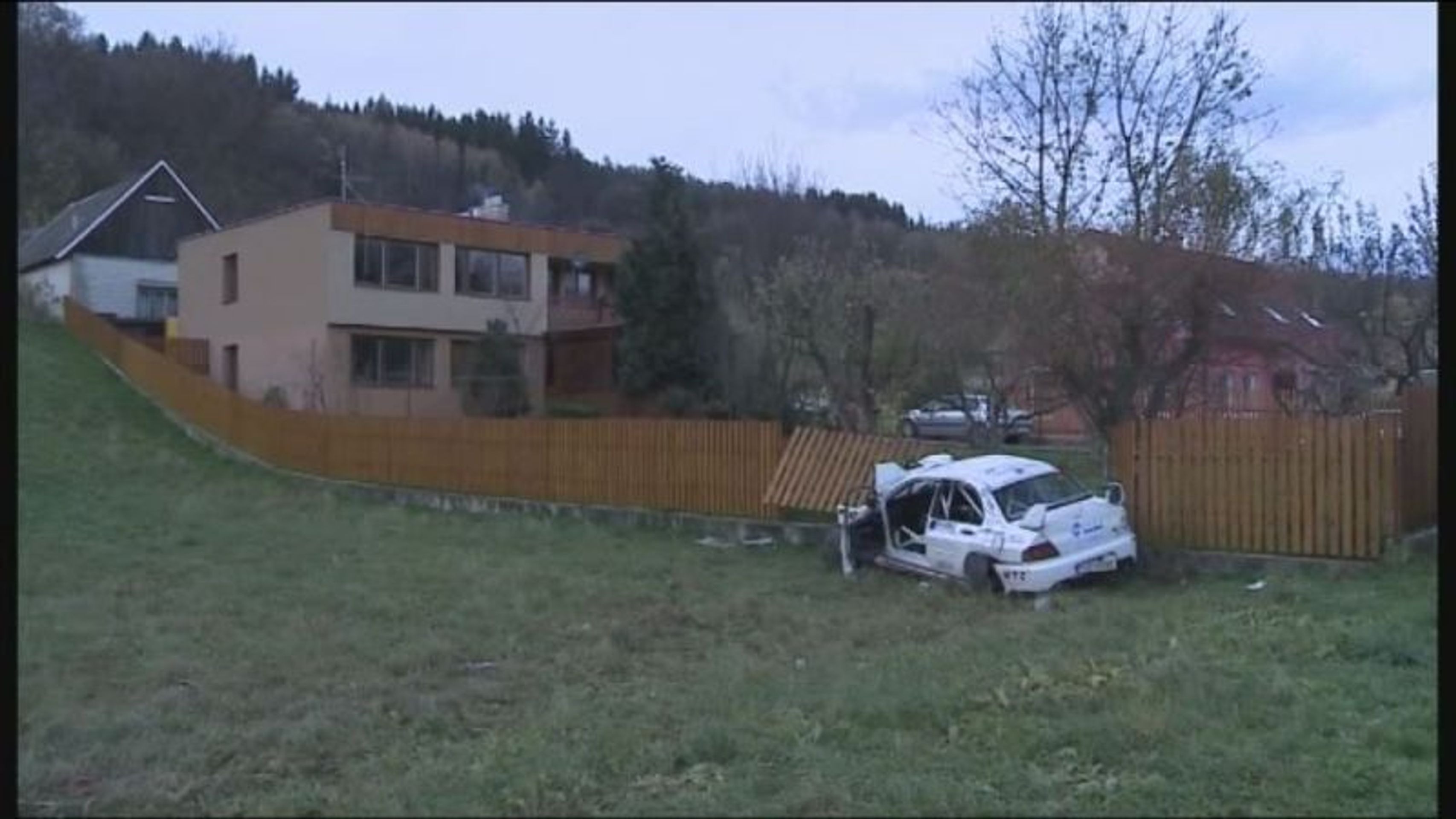 Tragická nehoda na rally v Lopeníku - 2 - Tragédie na rally (9/10)