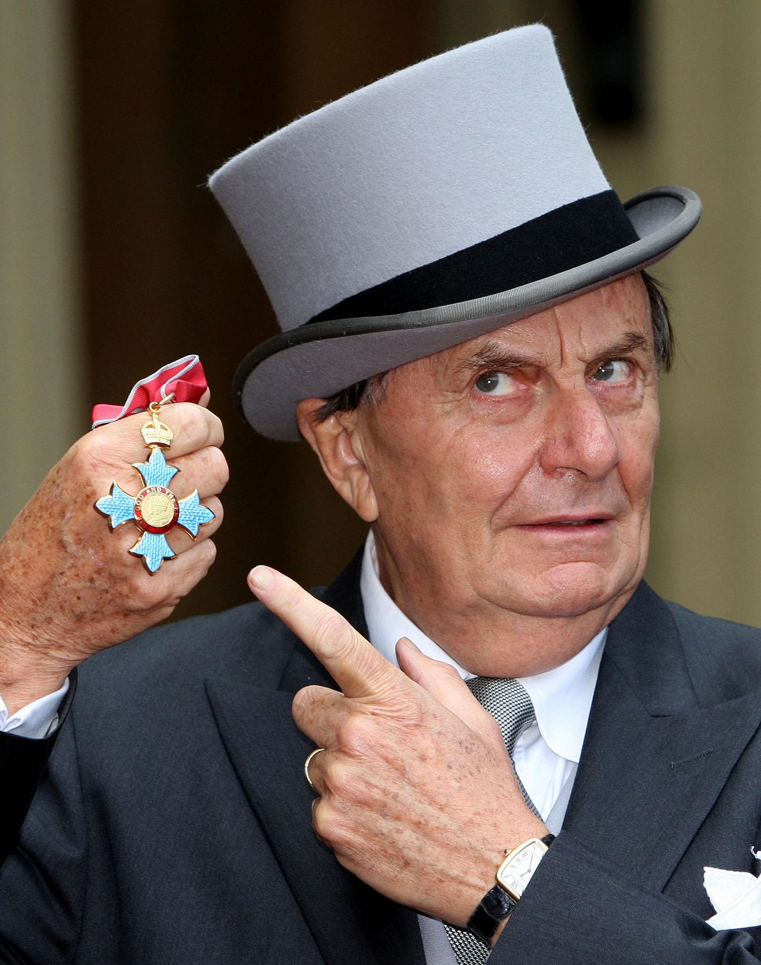 Barry Humphries - Barry Humphries (5/8)