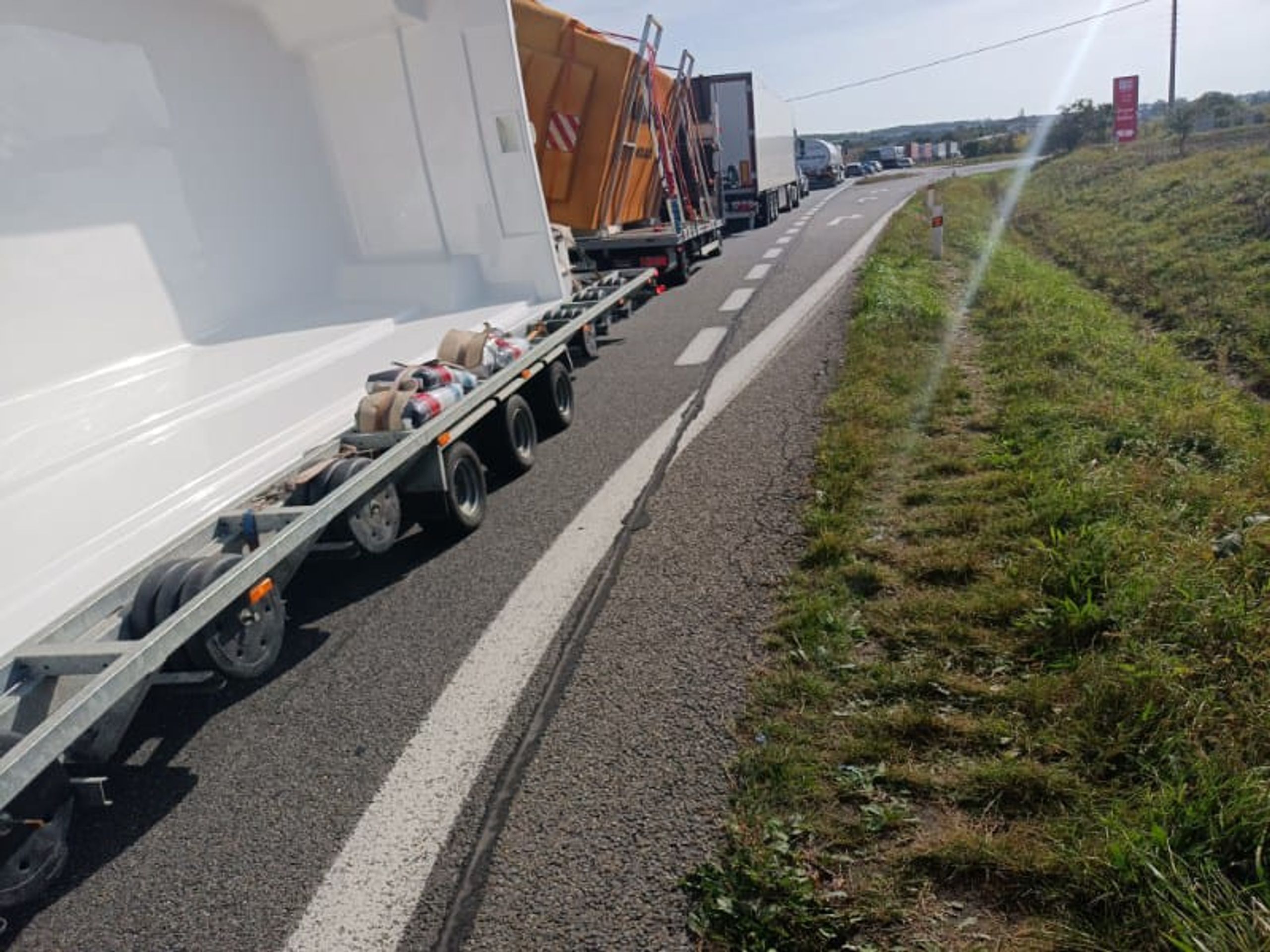 Dopravní zácpy na hranicích - Dopravní zácpy na hranicích (2/3)