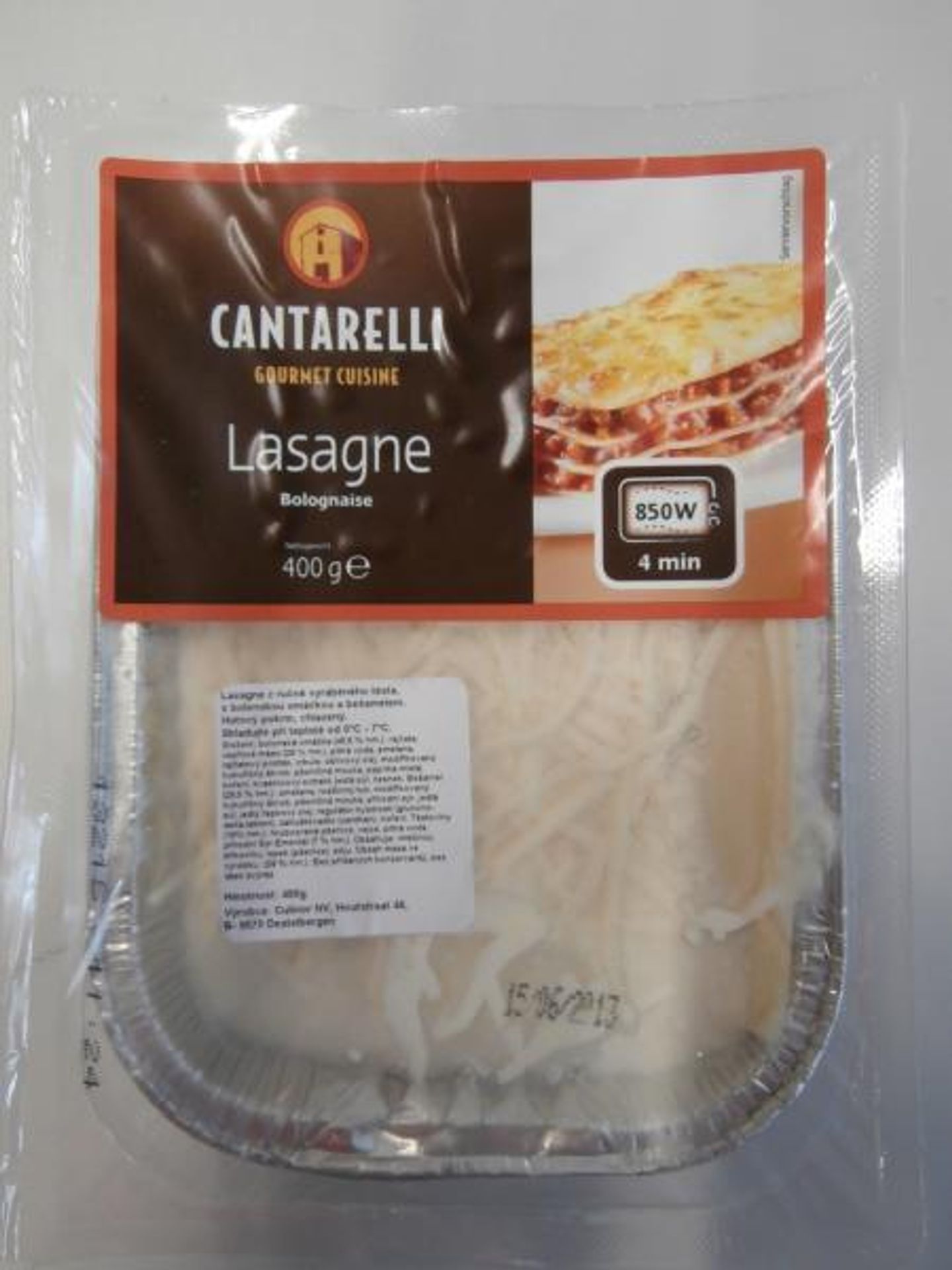 Závadné lasagne z ručně vyráběného těsta - GALERIE: Závadné potraviny (2/10)