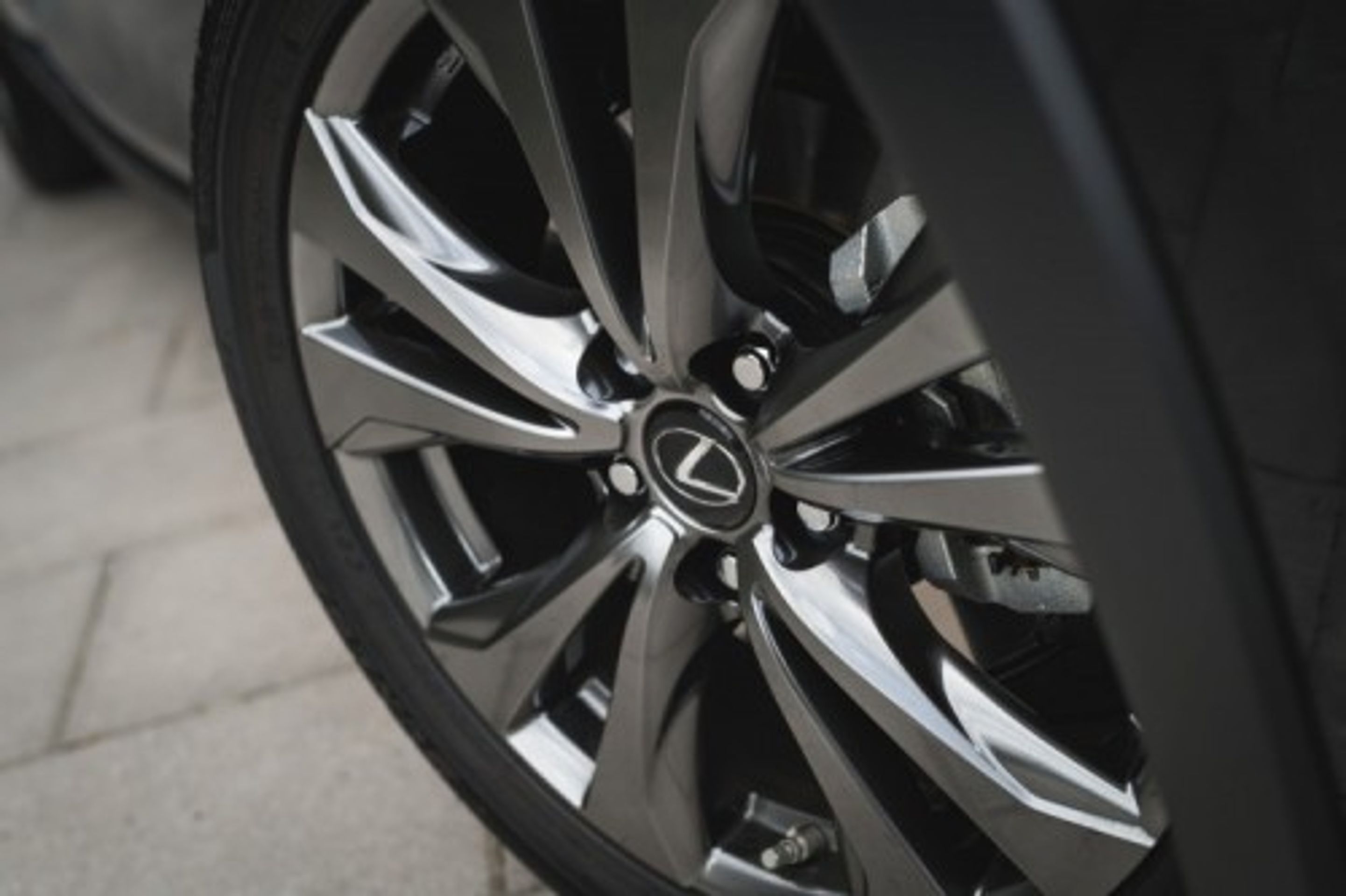 Lexus UX 250h - 32 - Fotogalerie: Crossover Lexus UX 250h (10/24)