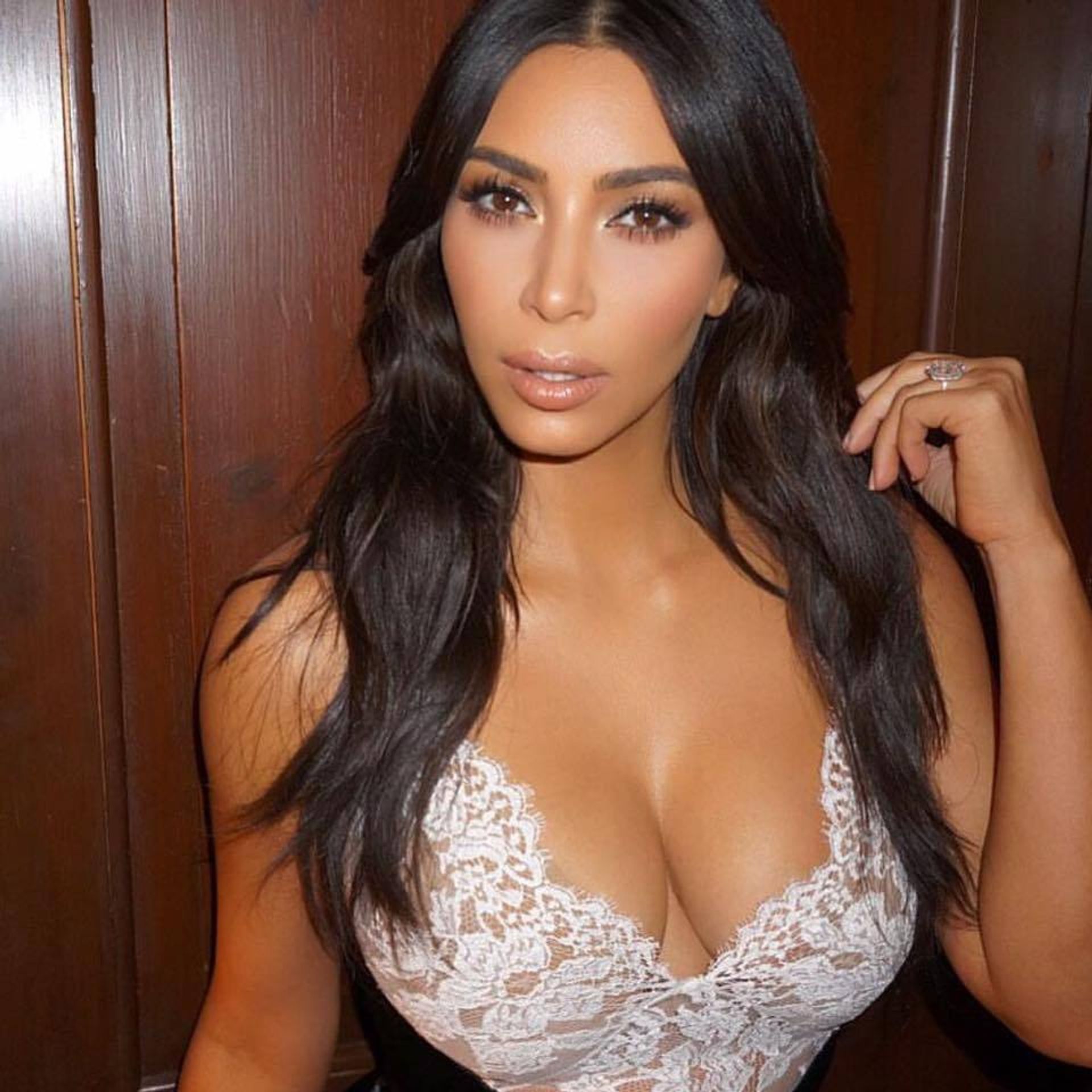 Kim Kardashian - 7 - GALERIE: Kim Kardashianová (9/10)