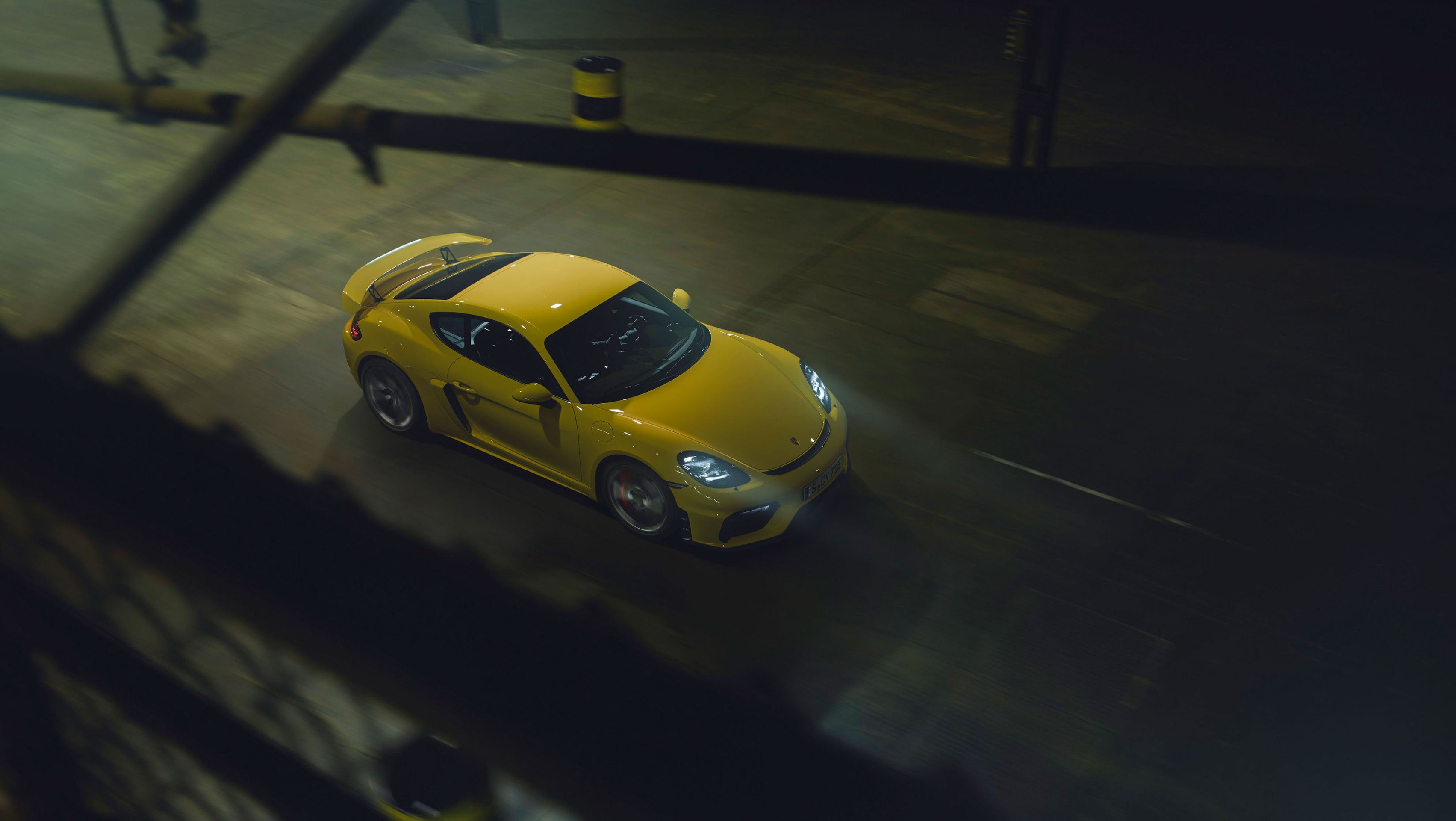 Porsche 718 Cayman GT4 - 24 - Fotogalerie: Ostré kupé Porsche 718 Cayman GT4 (12/12)