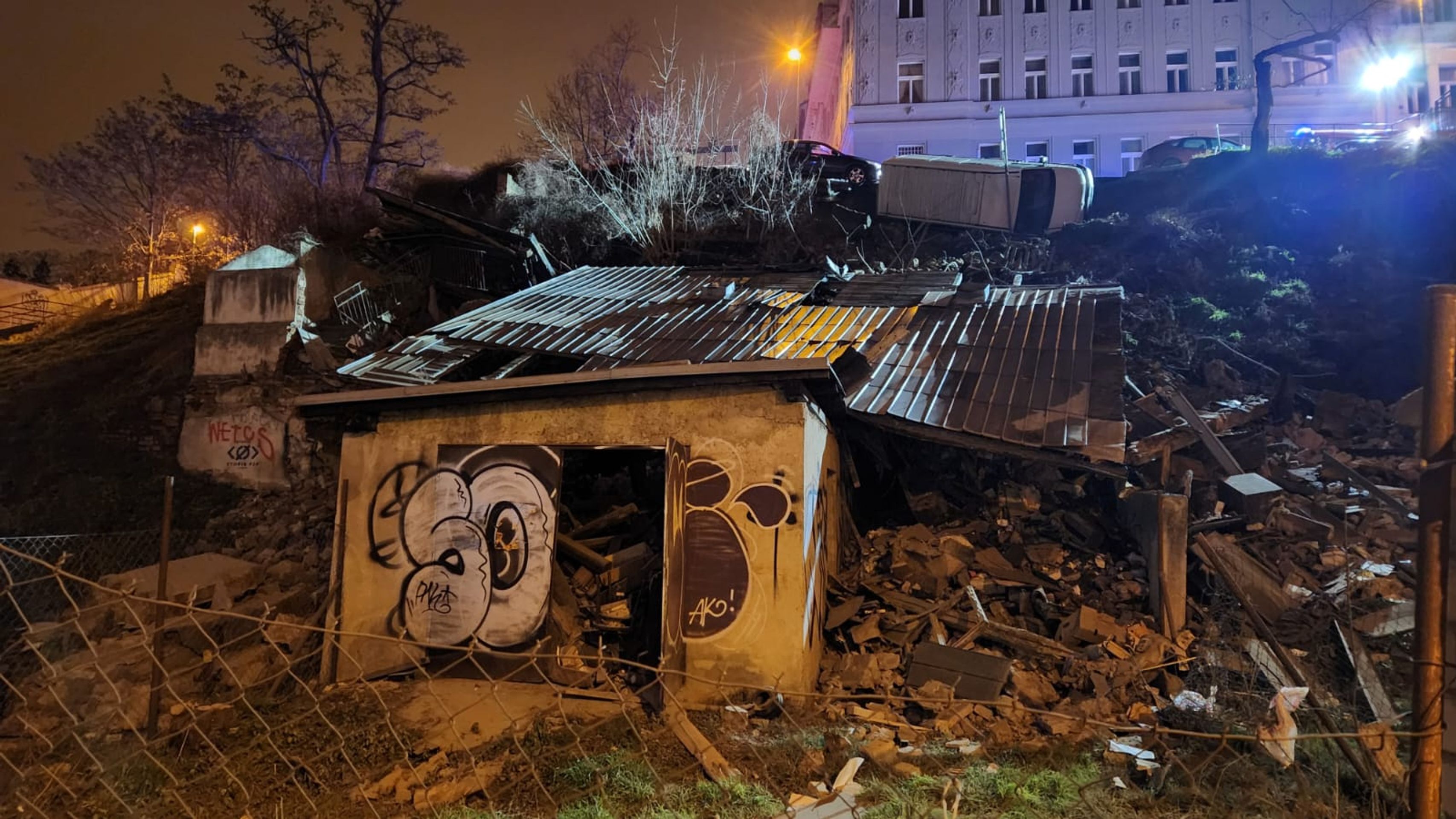 Zřícený svah ve Vršovicích - Zřícený svah ve Vršovicích (6/6)