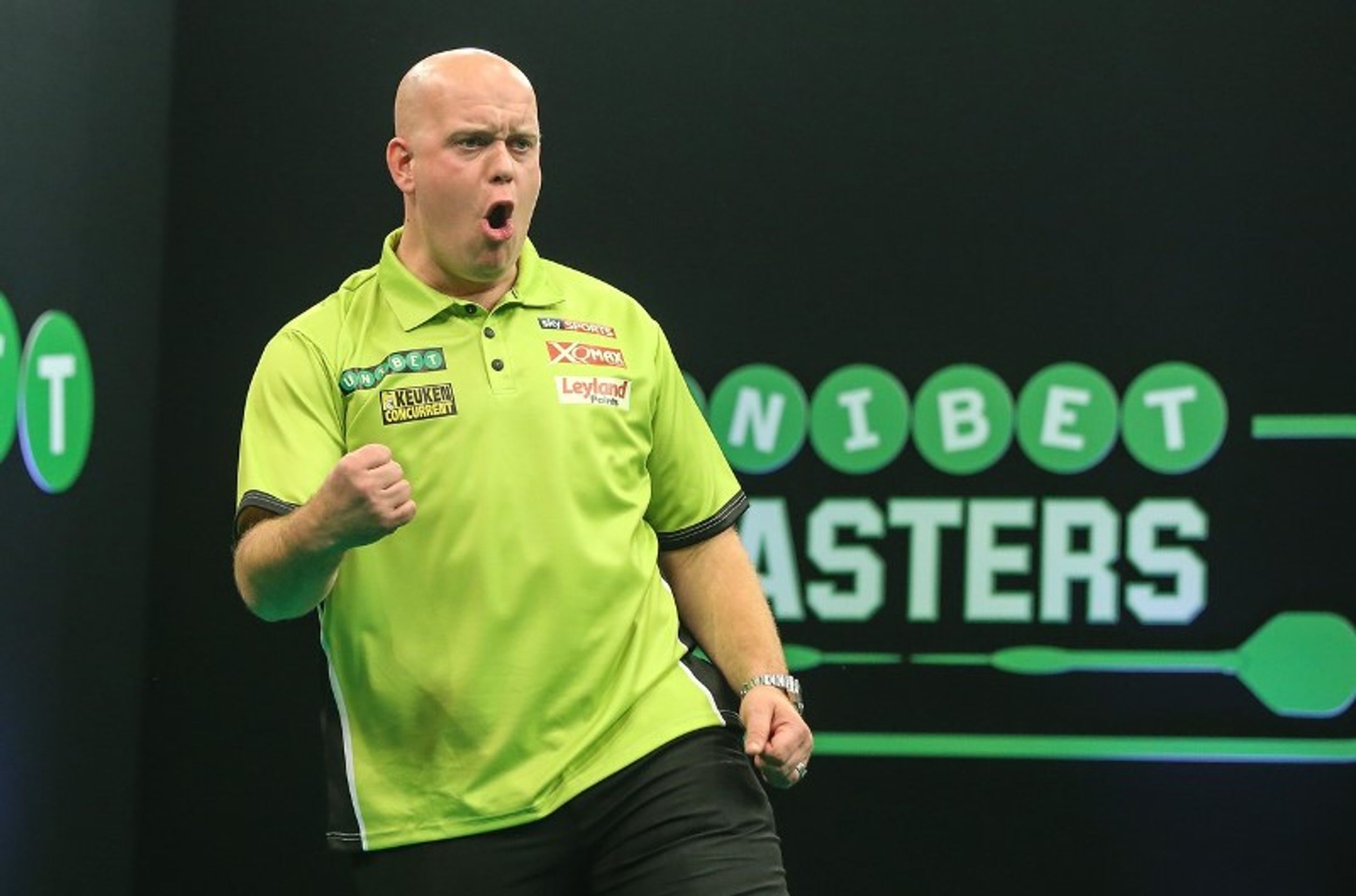 Michael van Gerwen - GALERIE: Michael van Gerwen potěšil českého reprezentanta (4/6)