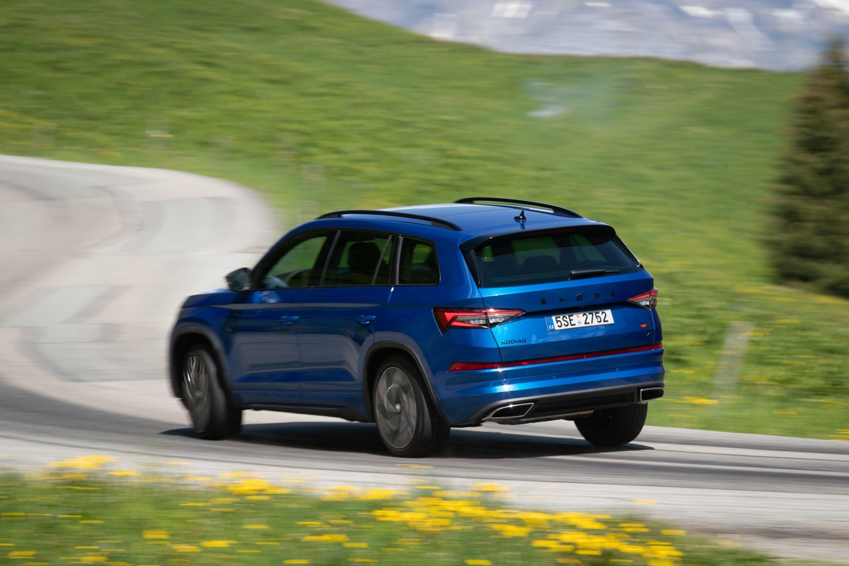 Modernizovaná Škoda Kodiaq - 51 - Fotogalerie: S omlazenou Škodou Kodiaq ve francouzských Alpách (24/26)