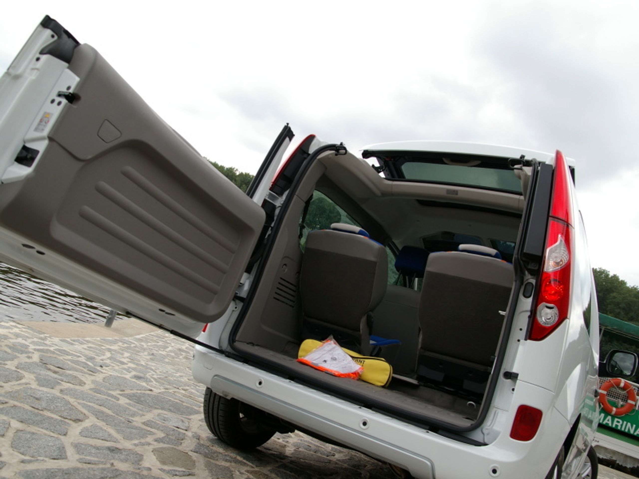 Renault Kangoo Be-Bop-4 - GALERIE Renault Kangoo Be-Bop (3/8)