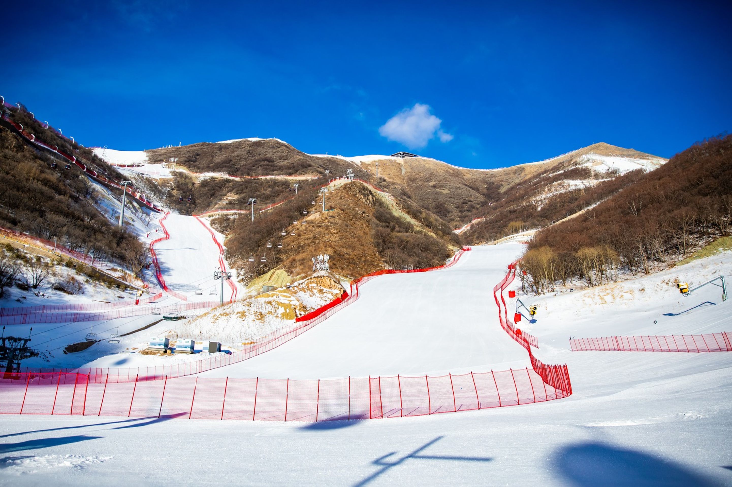 Národní centrum alpského lyžování v Yanqingu - Olympijská sportoviště v Yanqingu, Čína (5/7)