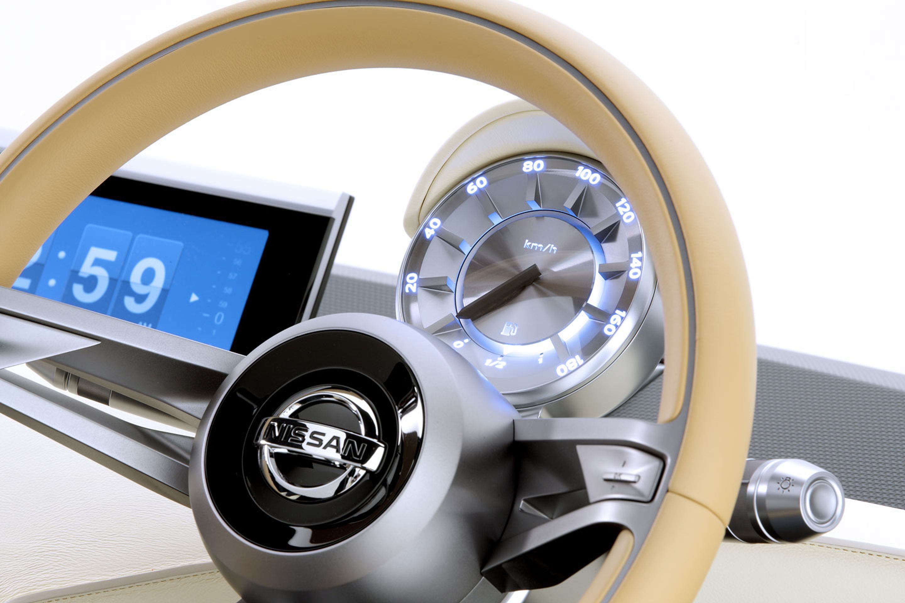 nissan - 23 - GALERIE: Nissan IDx připomíná staré Skyliny (18/20)