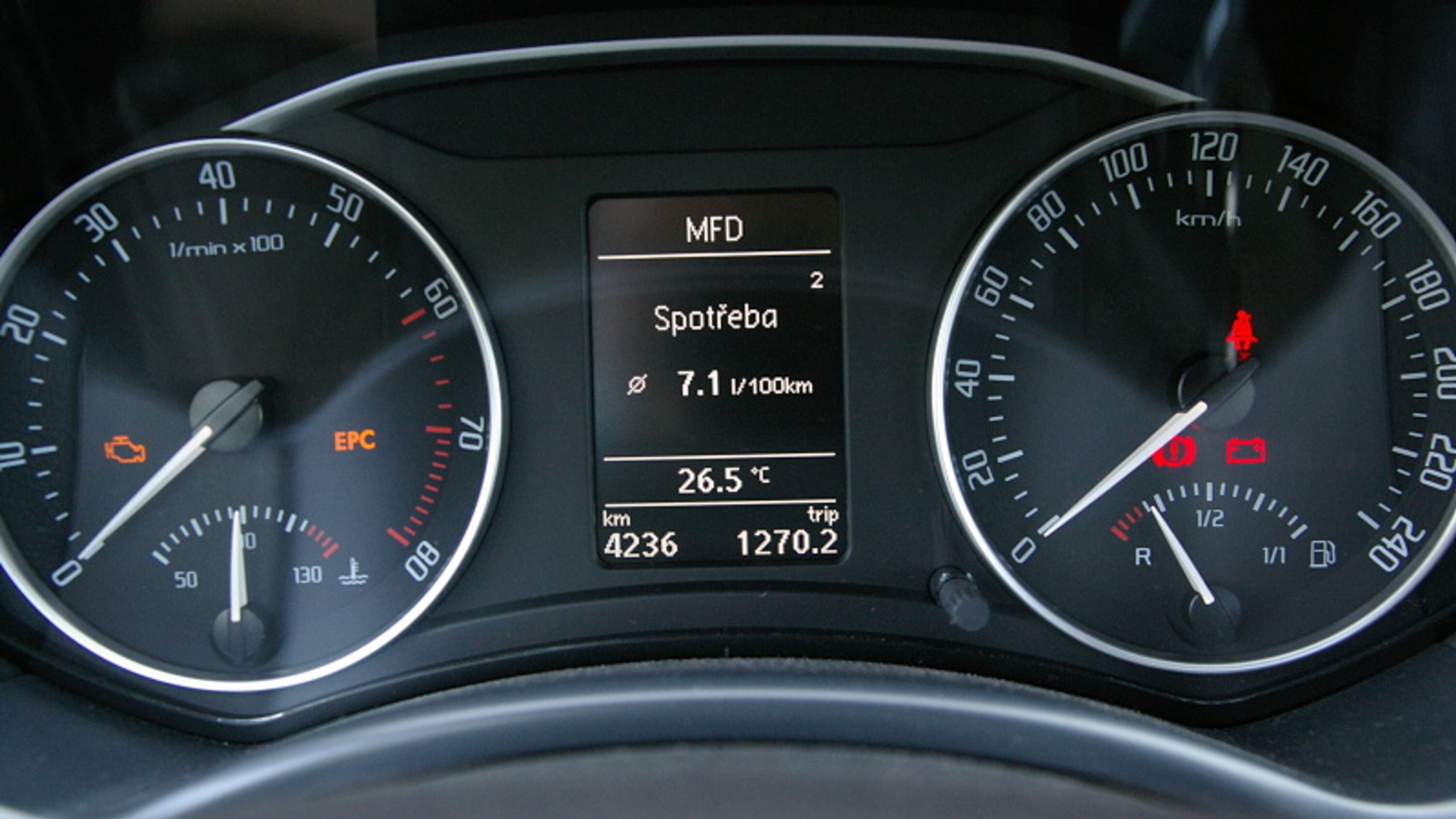 Škoda Octavia 1.2 TSI - 9 - GALERIE Škoda Octavia 1.2 TSI (9/9)
