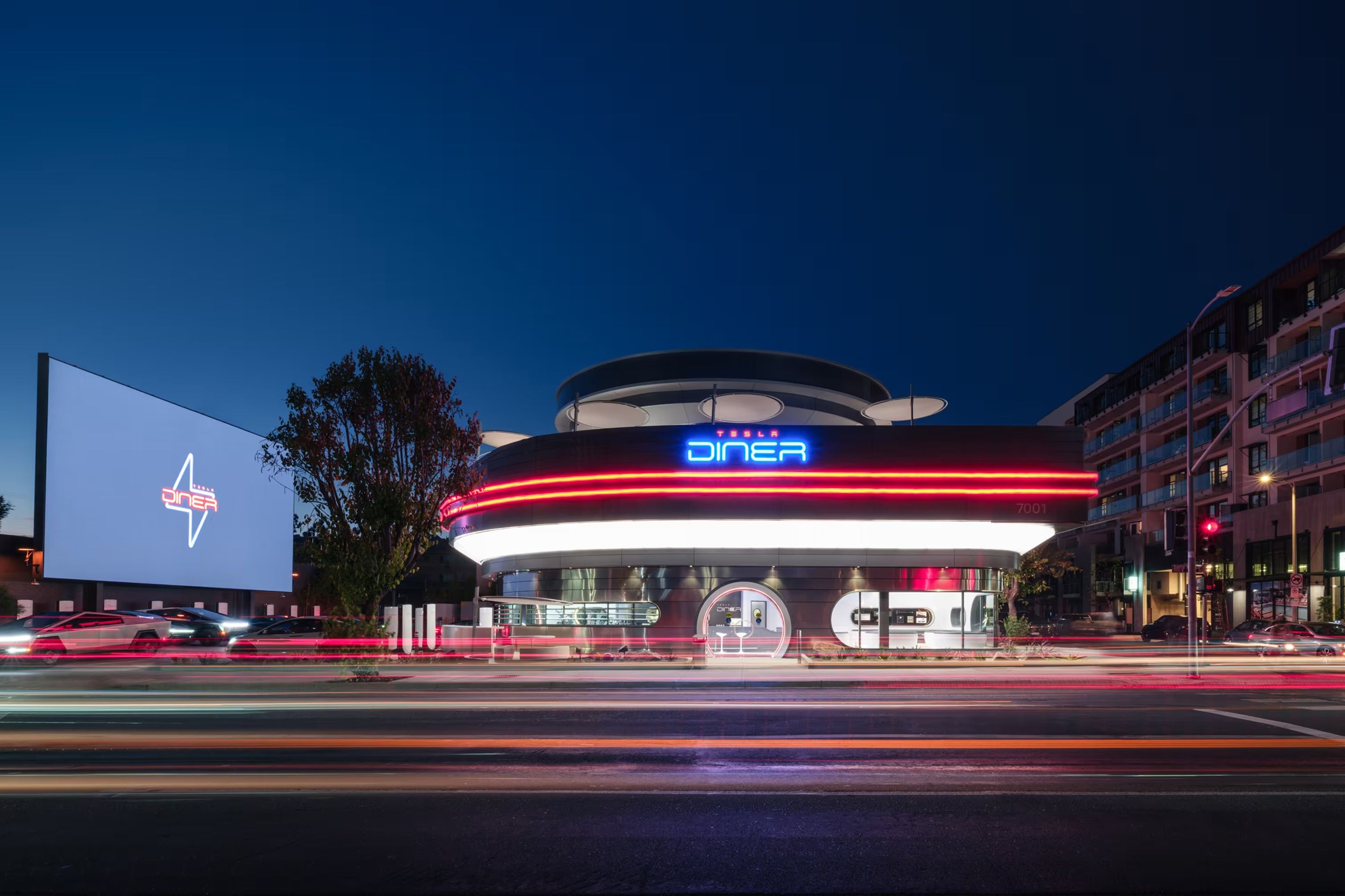 Tesla Diner v Los Angeles - Tesla Diner v Los Angeles (5/14)