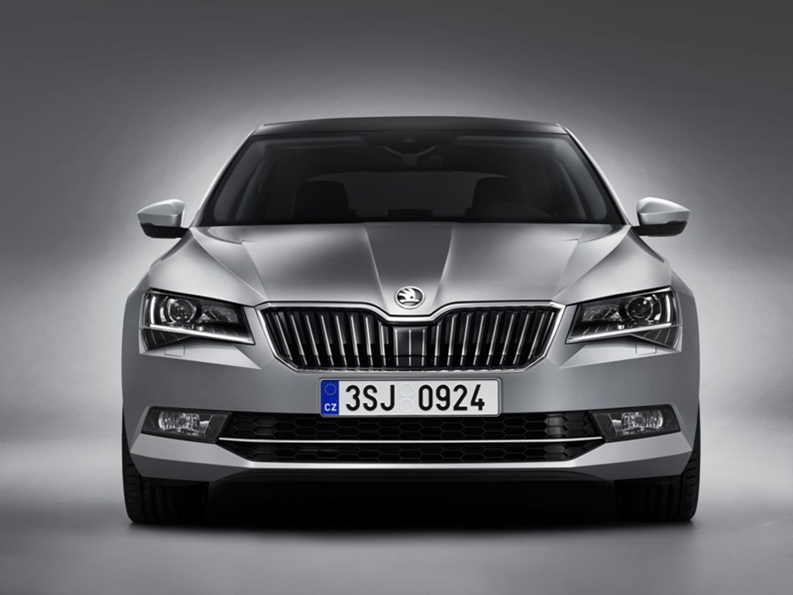 Škoda Superb třetí generace - světová premiéra - 2 - GALERIE: Škoda Superb třetí generace (2/10)