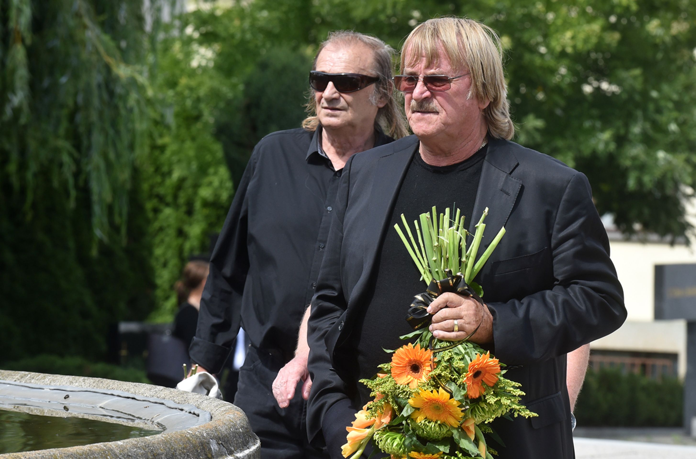 Rozloučení s Ivo Pavlíkem - 8 - GALERIE: Poslední rozloučení s Ivo Pavlíkem (8/23)