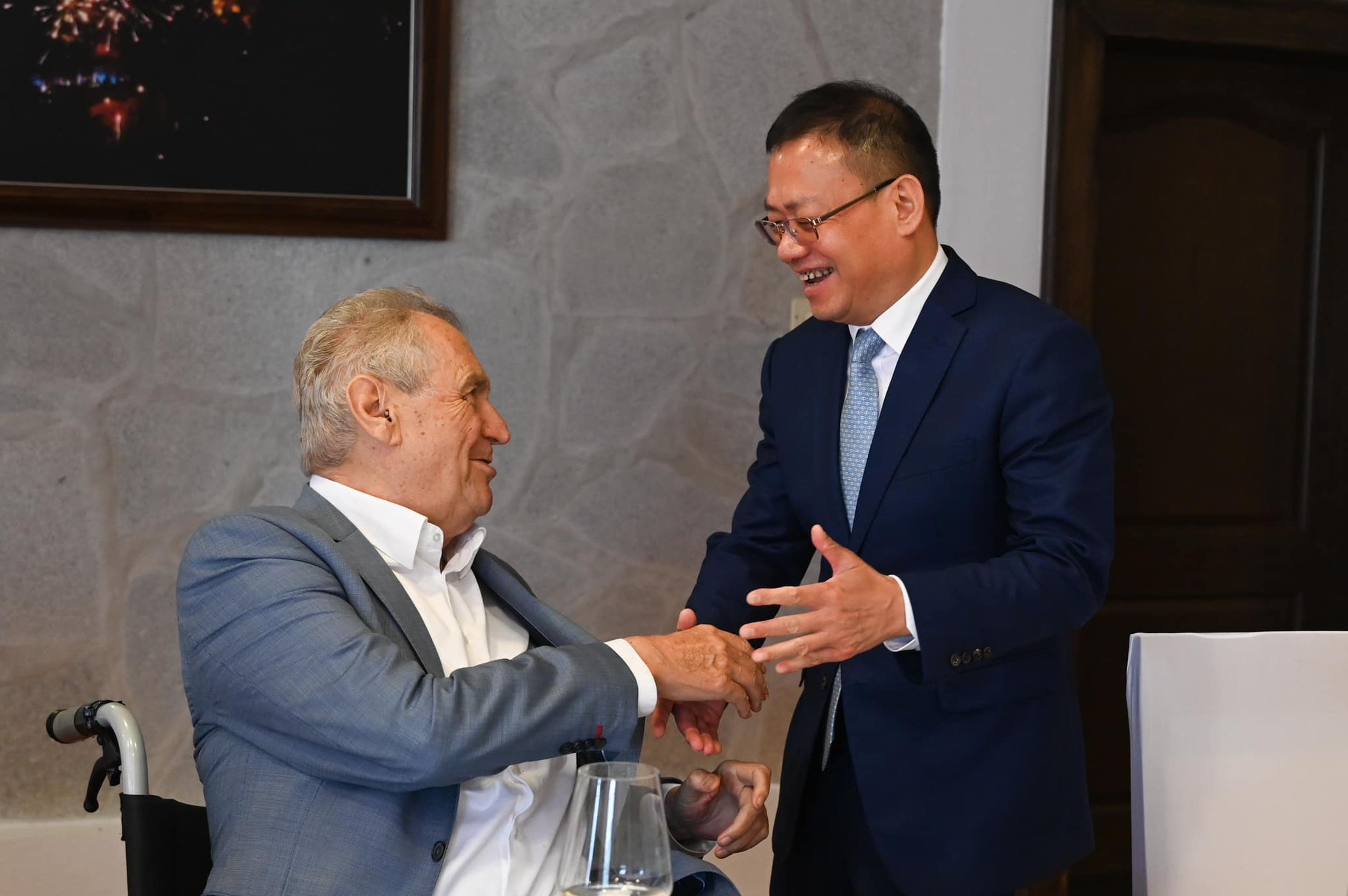 Oslava 80. narozenin Miloše Zemana (4) - Oslava 80. narozenin Miloše Zemana (5/19)