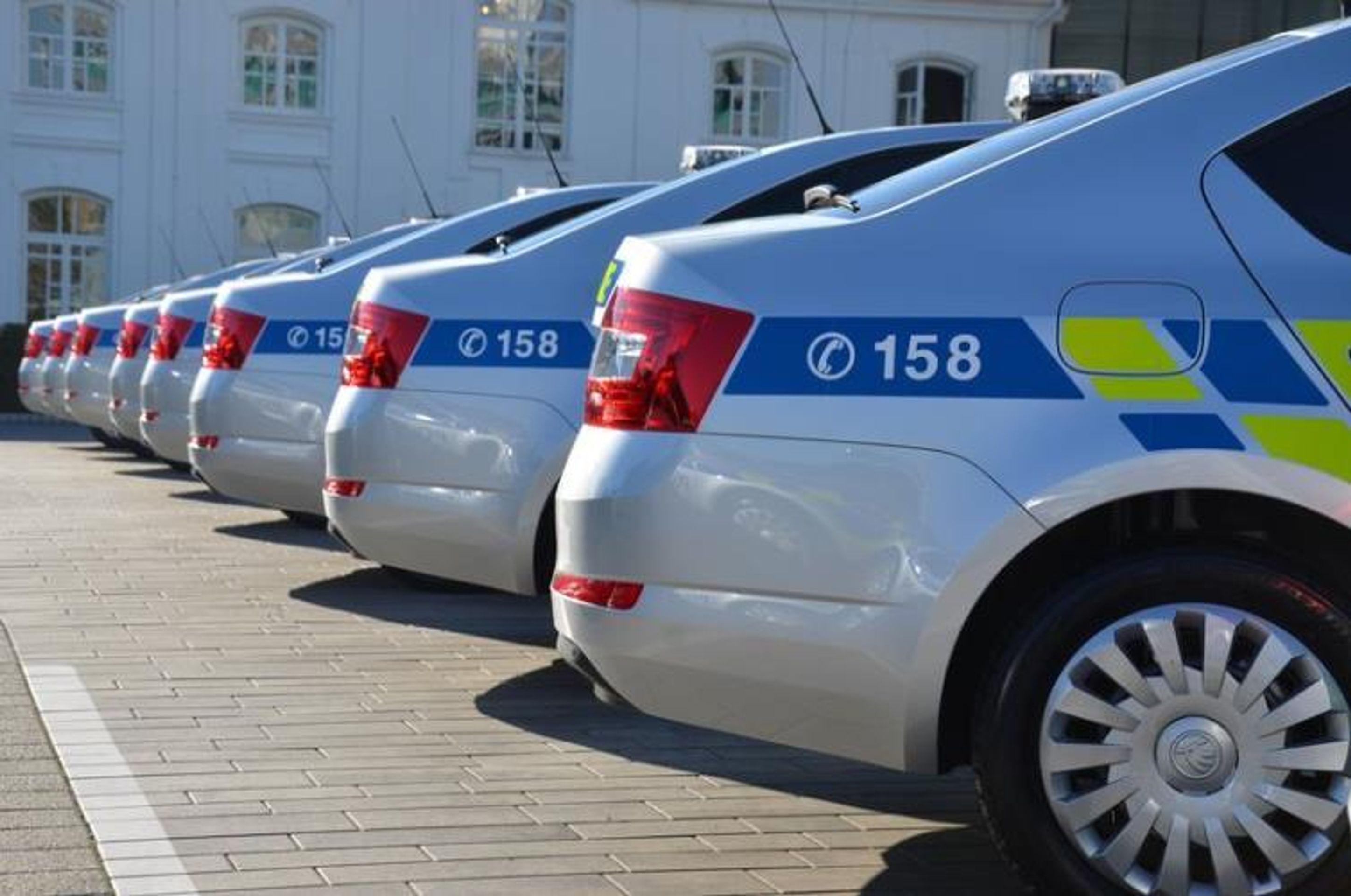 Policie převzala nové Škody Octavia - 3 - GALERIE: Policie převzala nové Škody Octavia (3/5)