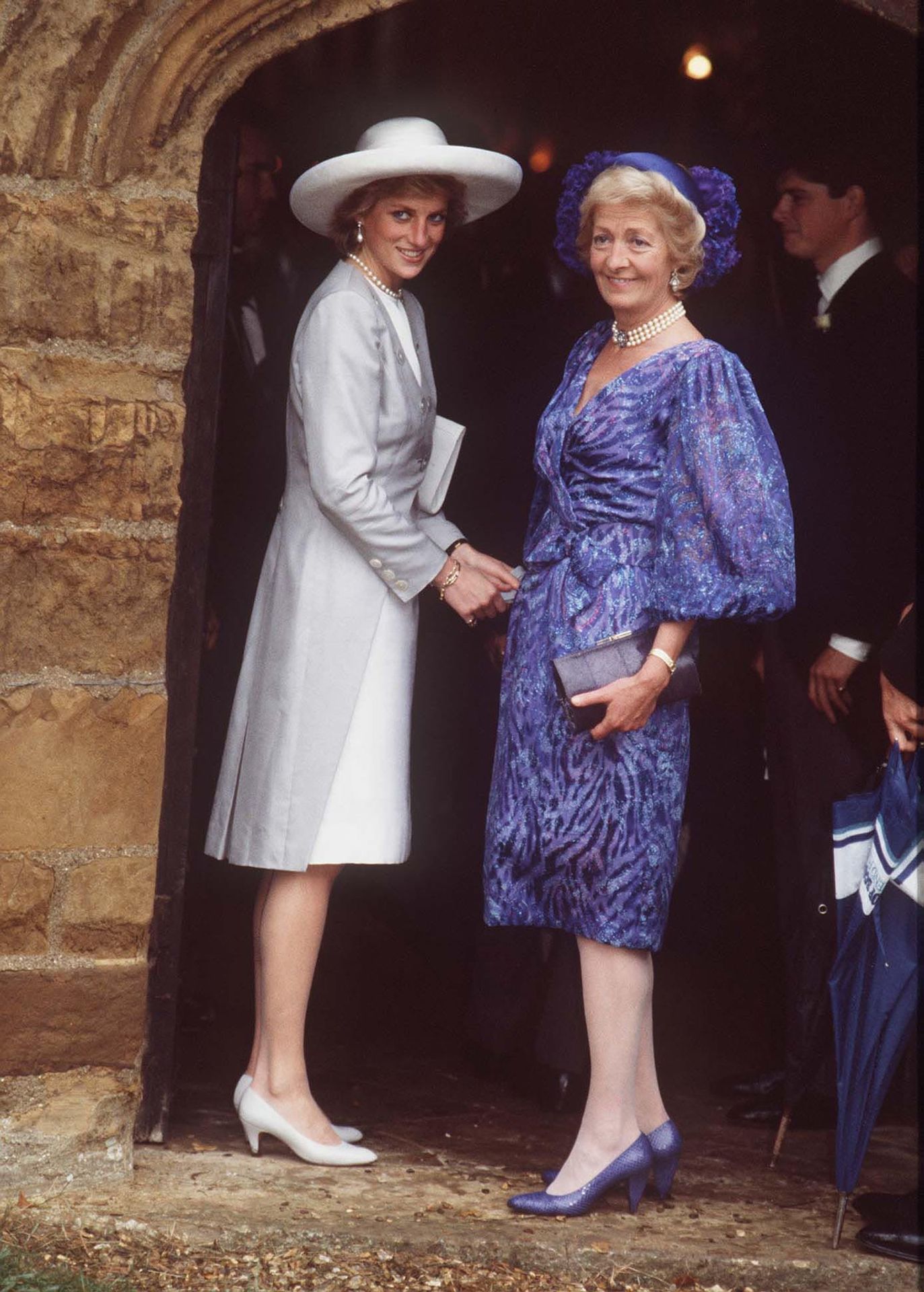 Princezna Diana se svou matkou, 16. 9. 1989 (2) - Princezna Diana se svou matkou (3/4)