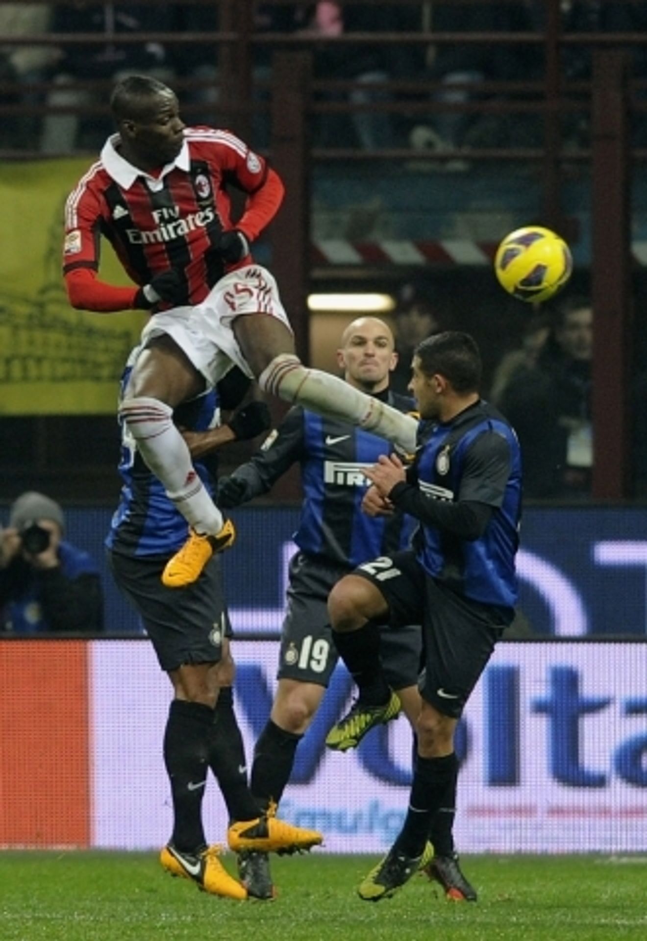 Balotelli v milánském derby - 3 - GALERIE: Balotelli v milánském derby (7/10)