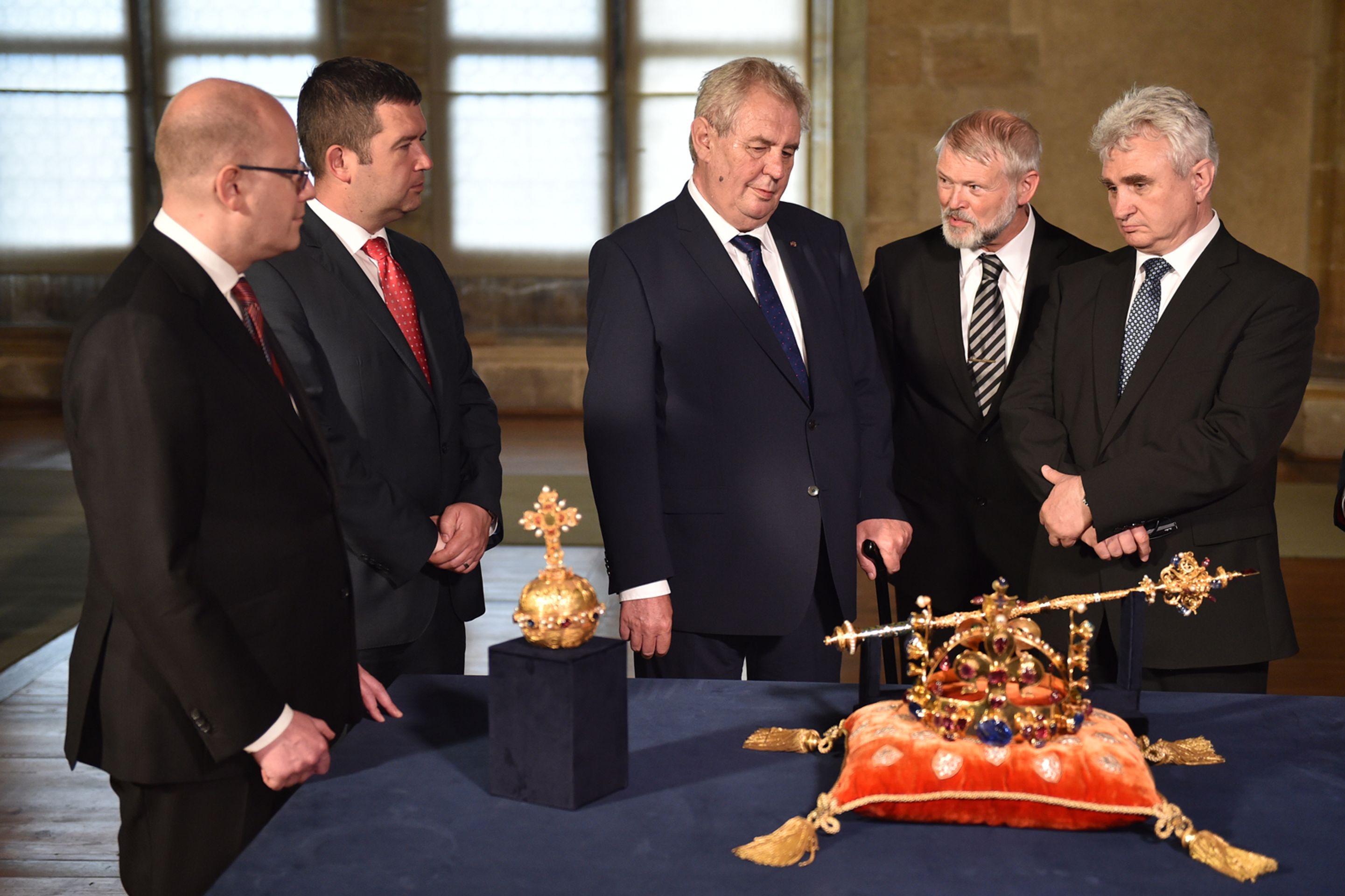 Miloš Zeman u korunovačních klenotů - 6 - GALERIE: Miloš Zeman u korunovačních klenotů (14/17)