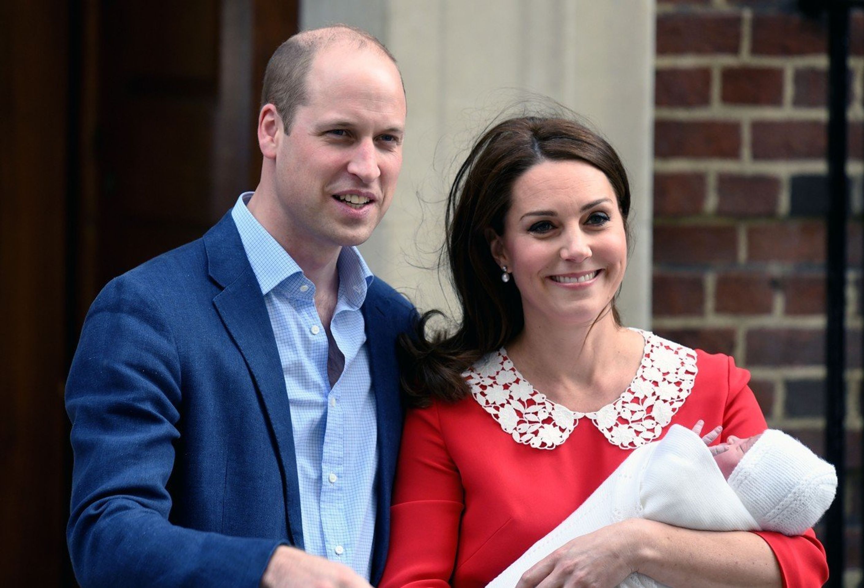 Kate a William se radují z třetího potomka - 4 - GALERIE: Maminky pár hodin po porodu (5/7)